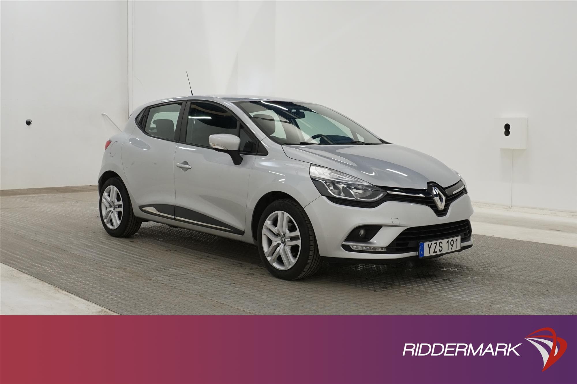 Renault Clio 0.9 90hk