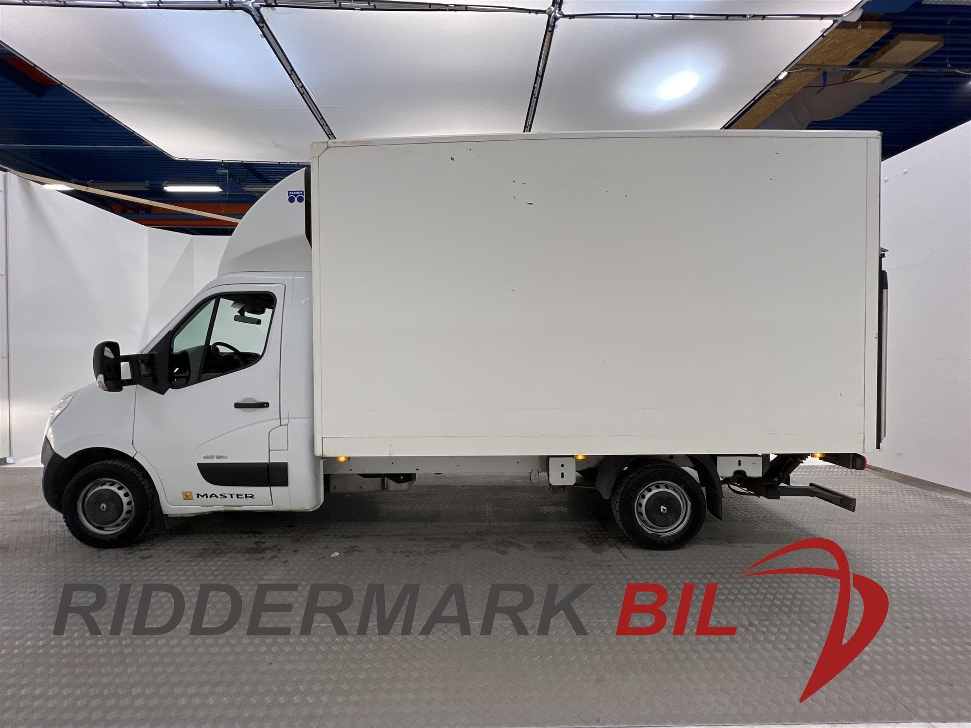 Renault Master 2.3 dCi Automat Volymskåp Bakgavel Moms exteriör