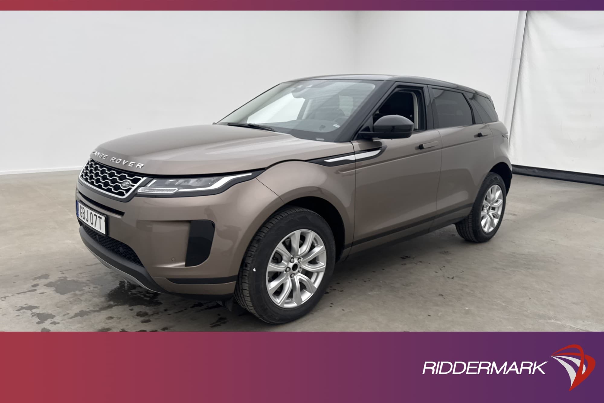 Land Rover Range Rover Evoque D180 MHEV AWD Signature Pano