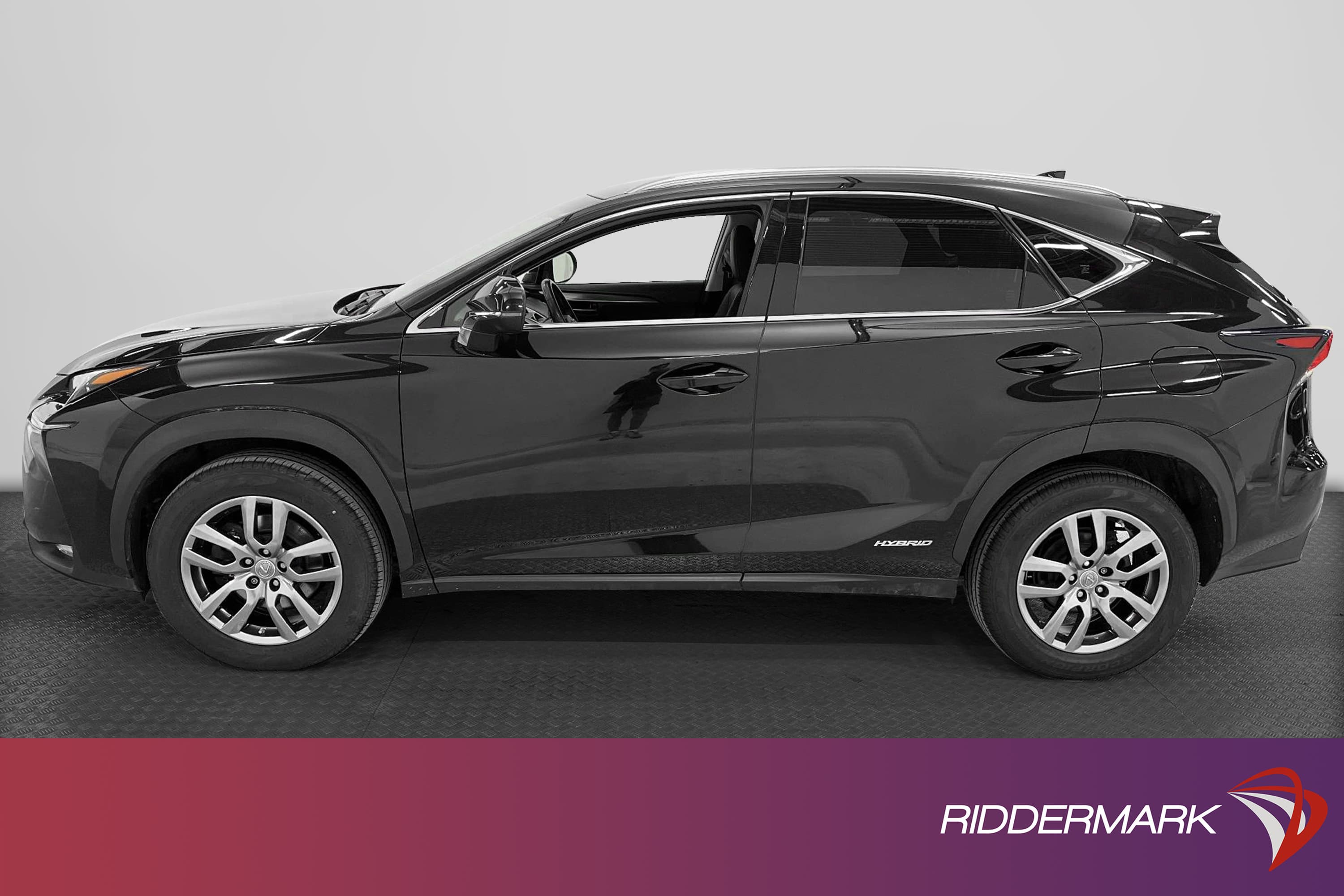 Lexus NX 300h 2.5 AWD 197hk