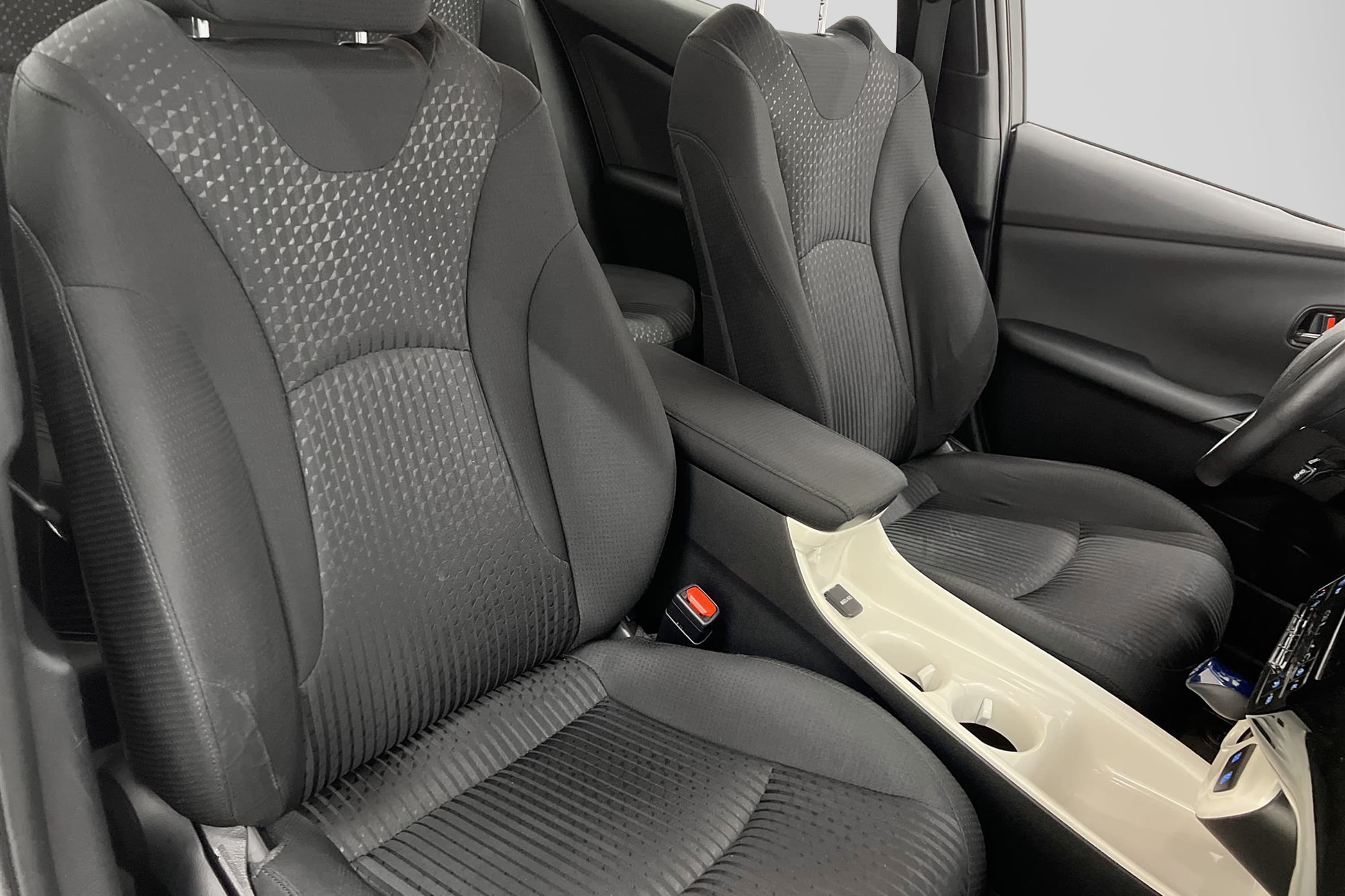 Toyota Prius Hybrid CVT 122hk B-Kam L-Assist 0,33L/mil