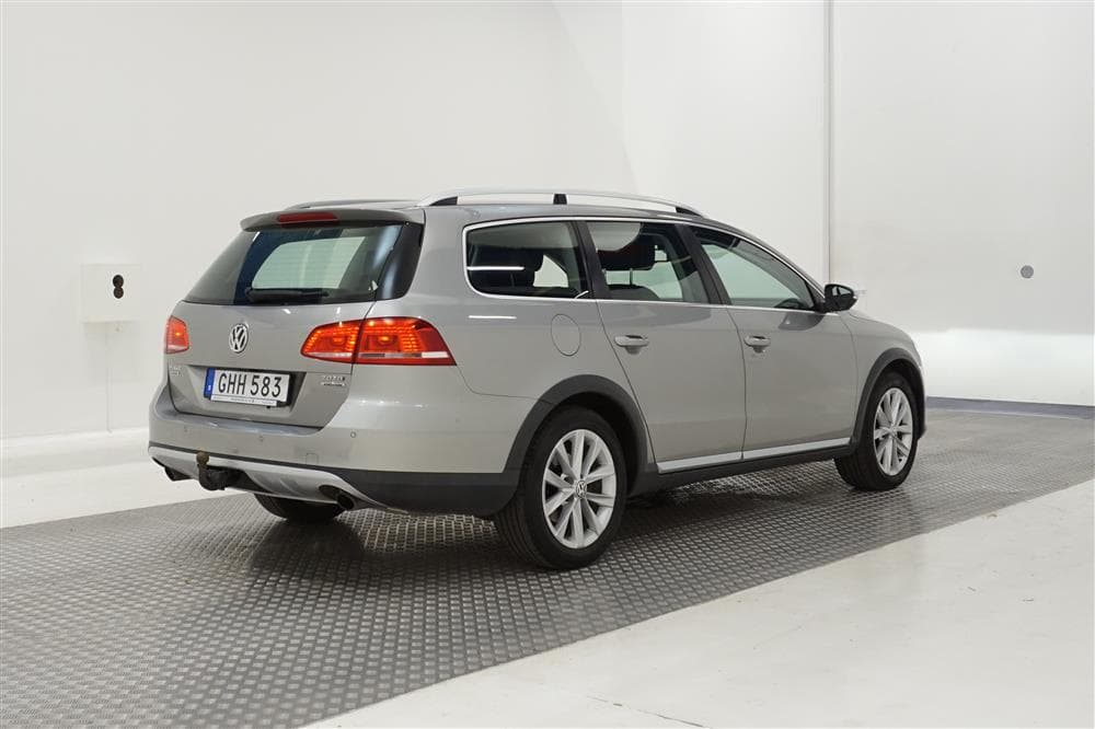 Volkswagen Passat Alltrack TDI 4M 177hk Värmare Kamera Dragexteriör