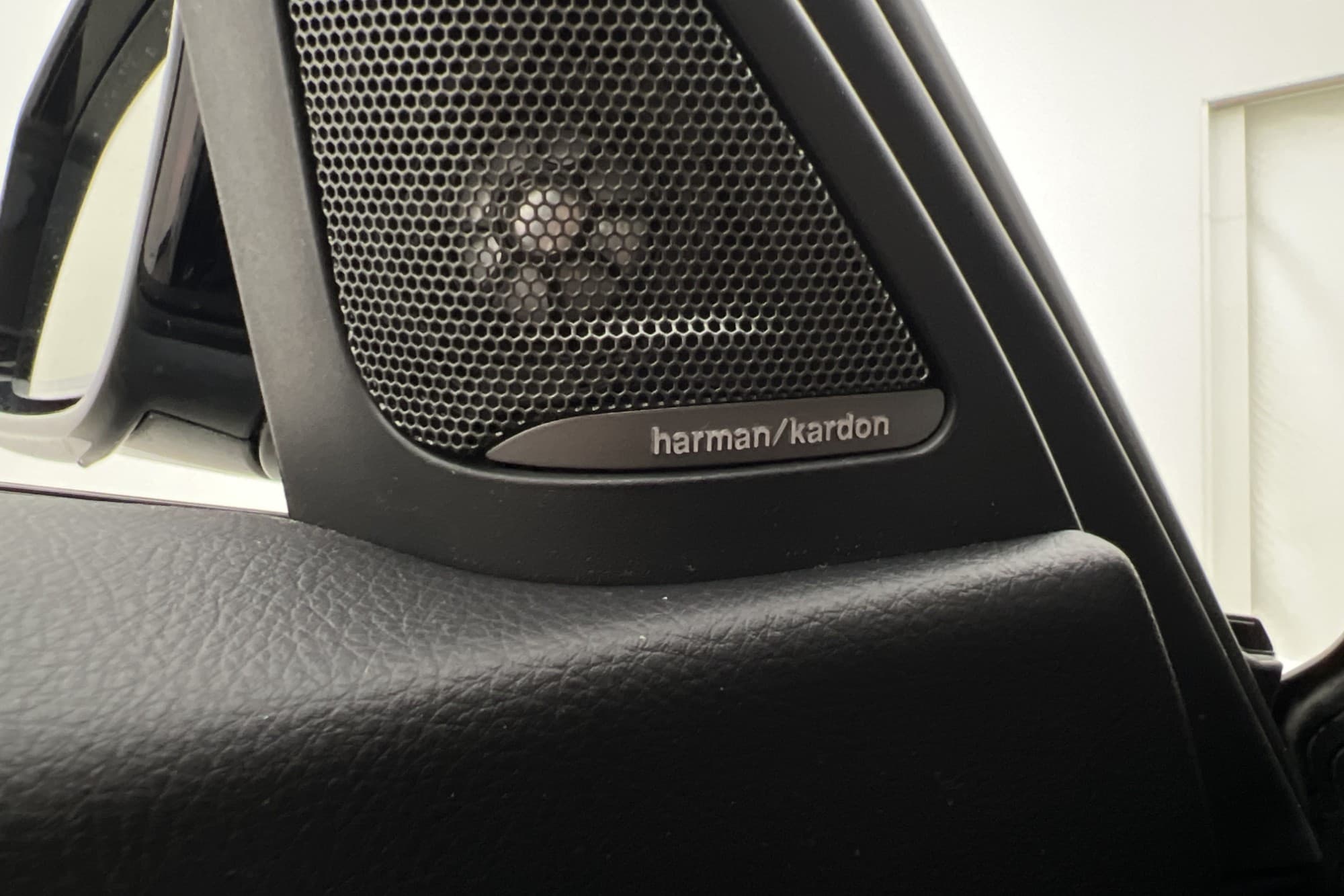BMW 330e 252hk M Sport 360° Navi H/K Skinn Taklucka