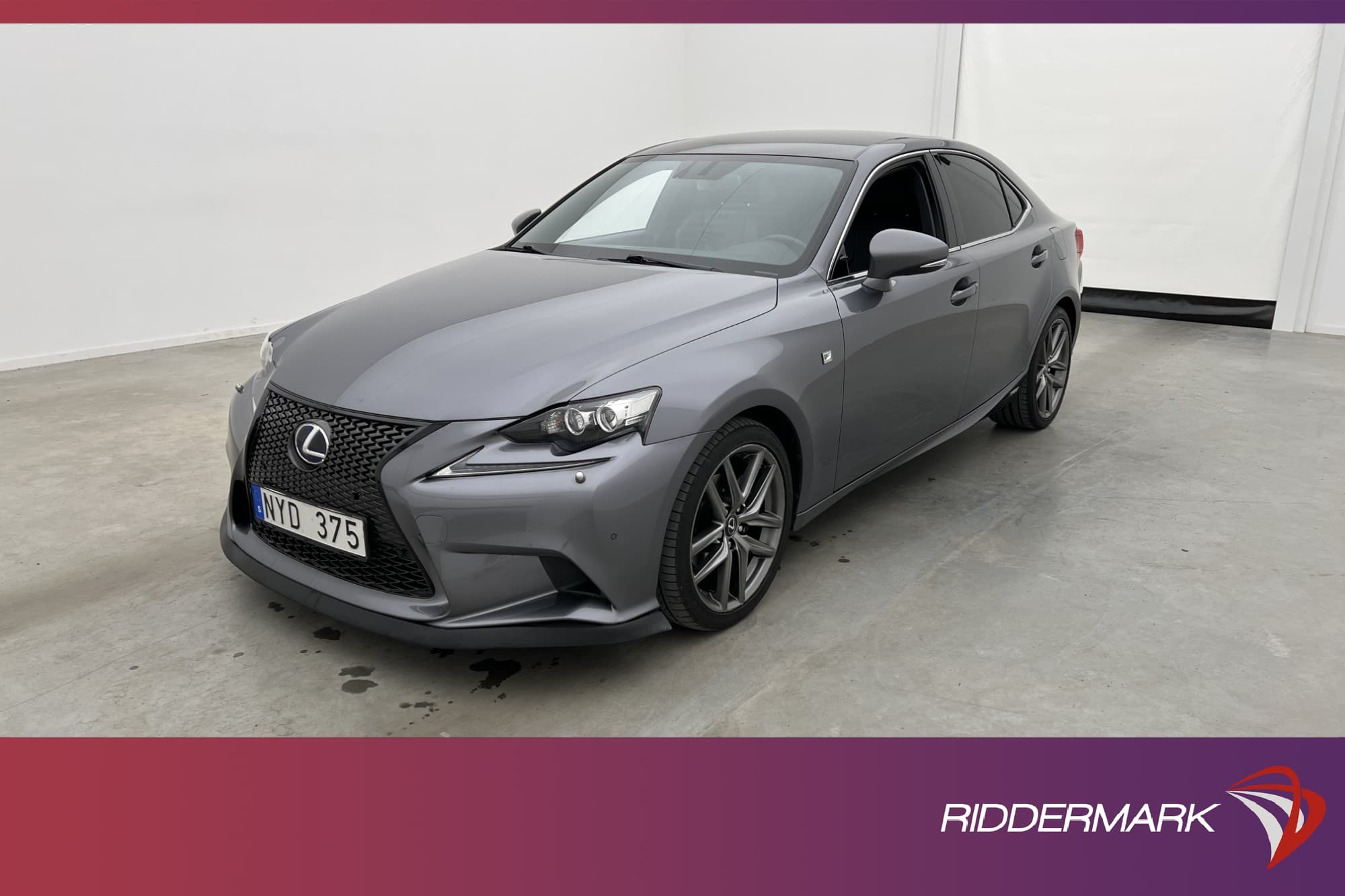 Lexus IS 300h 2.5 CVT 