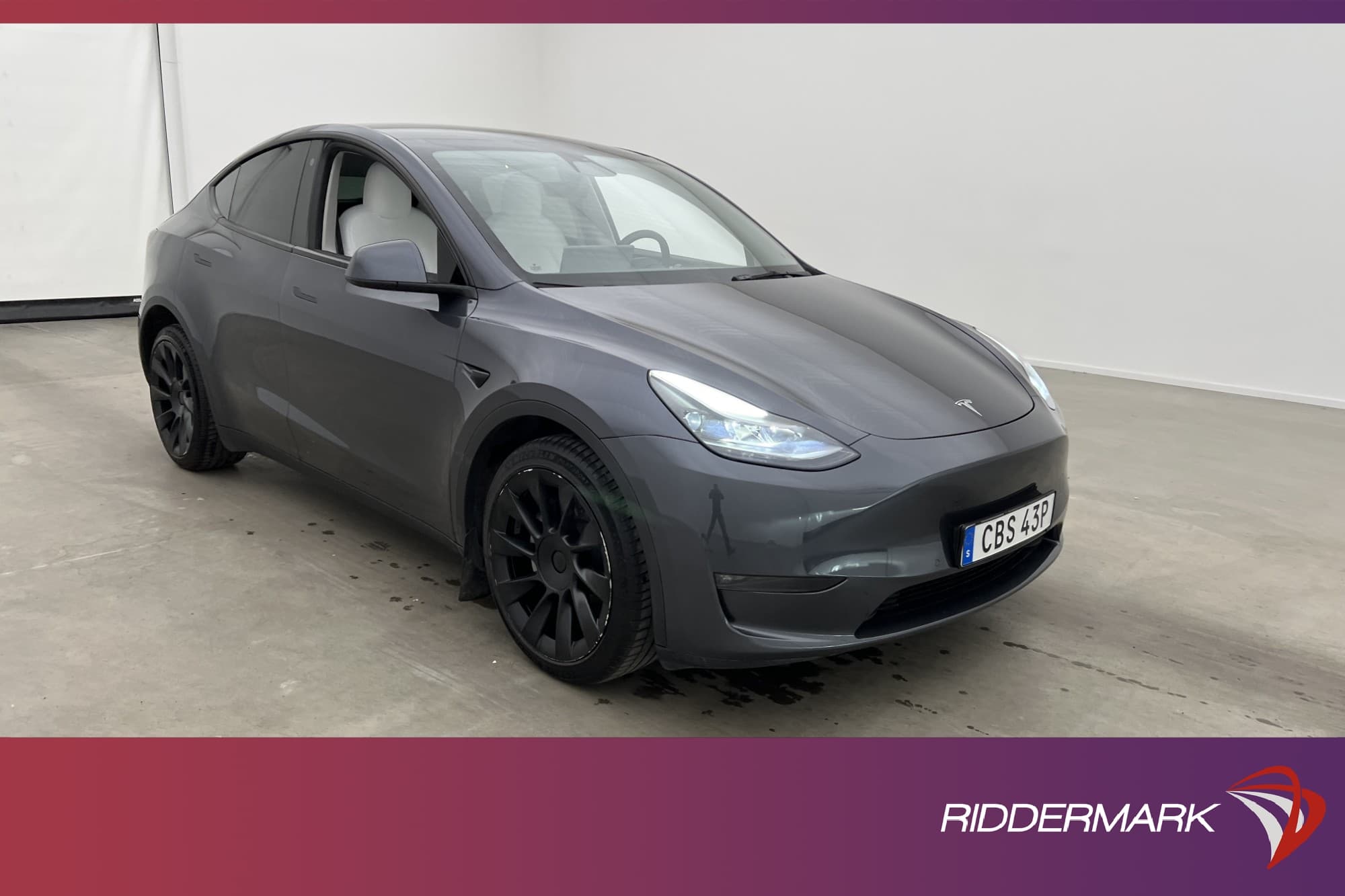 Tesla Model Y Long Range AWD Autopilot Drag Kamera