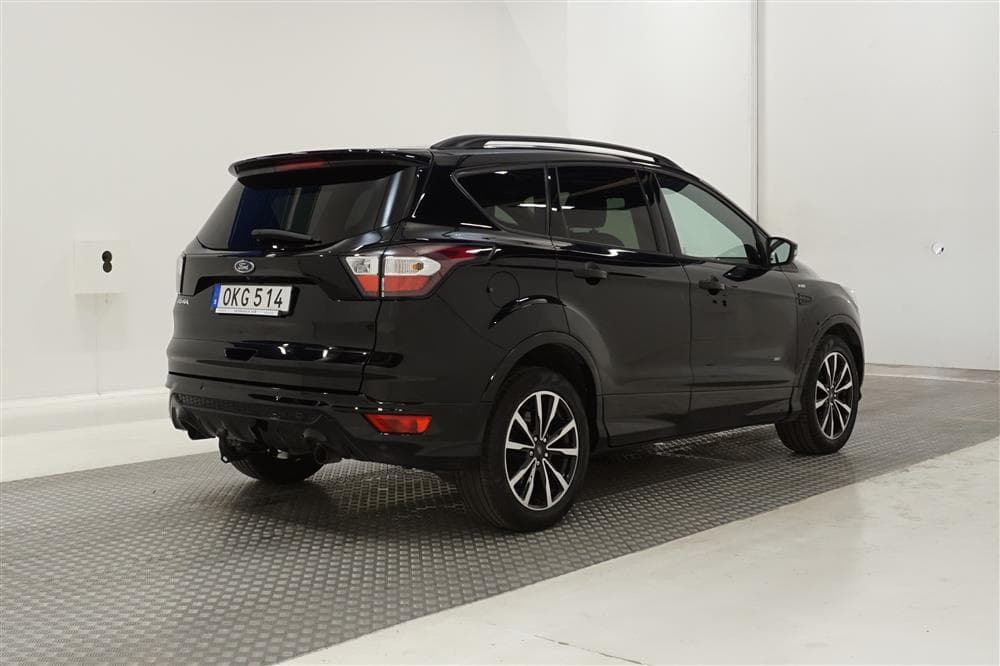 Ford Kuga 2.0 TDCi AWD 180hk ST-Line Kamera Drag Välservad