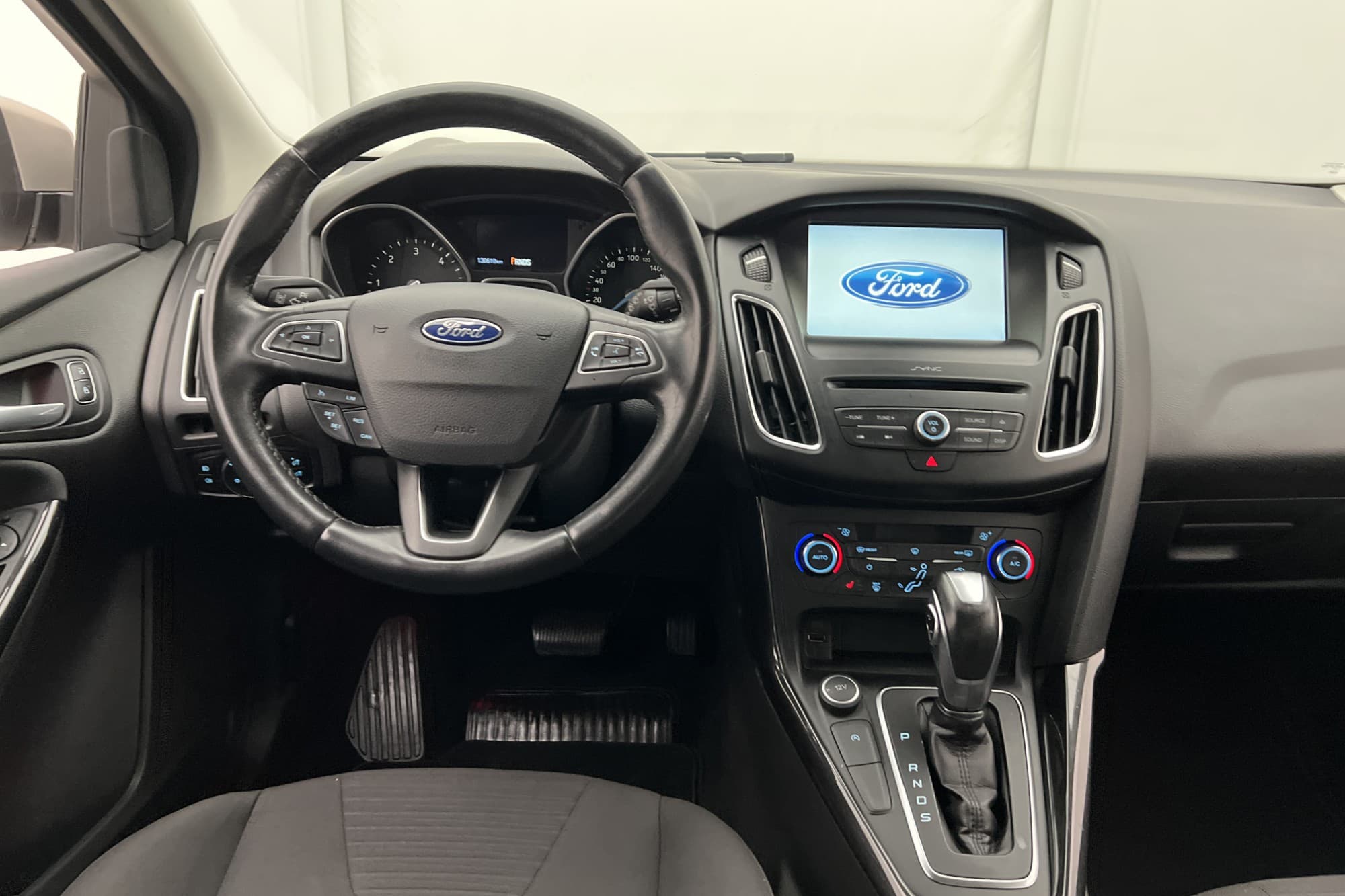 Ford Focus 1.5 TDCi 120hk Titanium Sensorer Farthållare 
