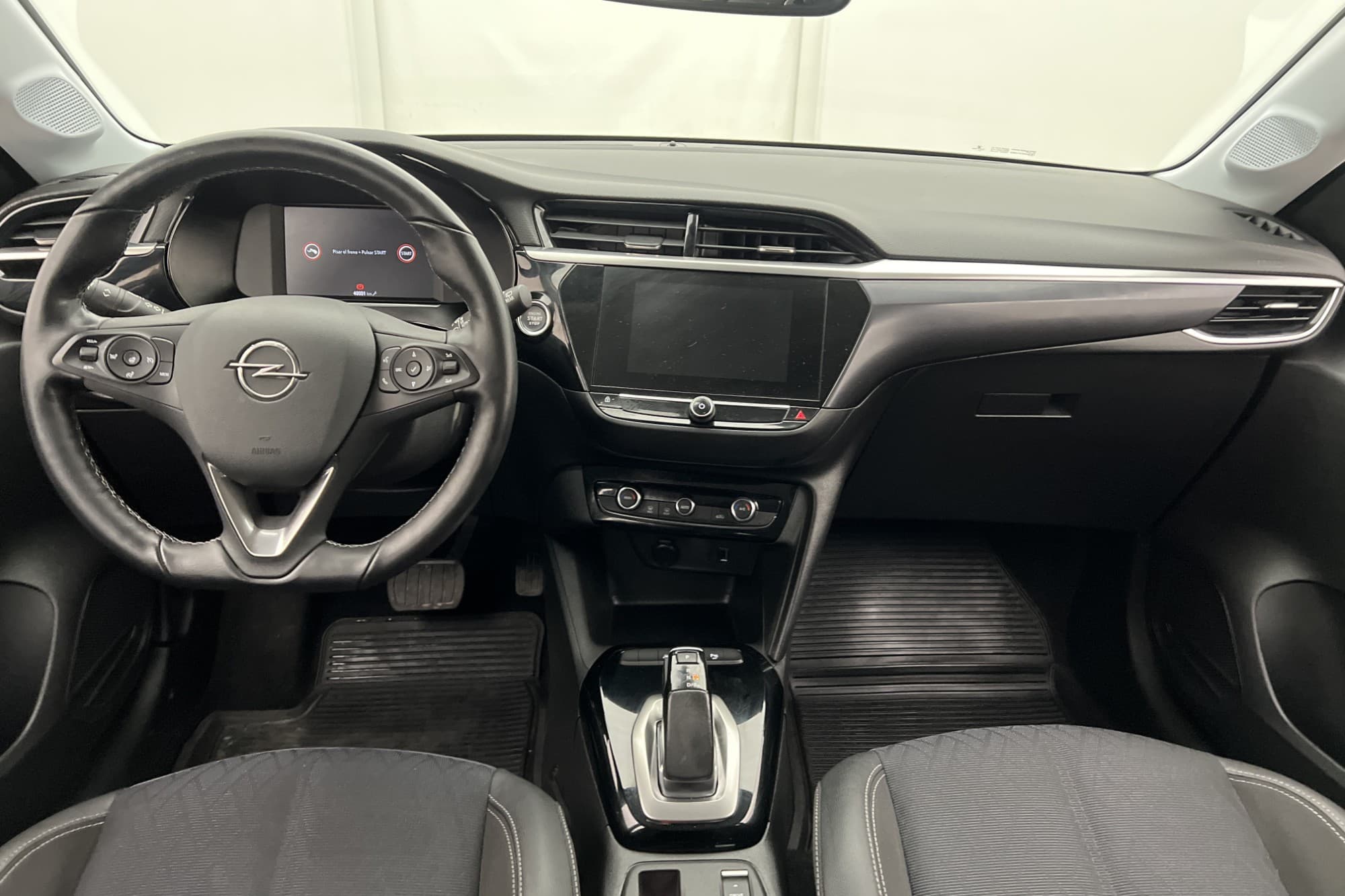 Opel Corsa-e 136hk Dynamic Kamera CarPlay Halvskinn MOMS