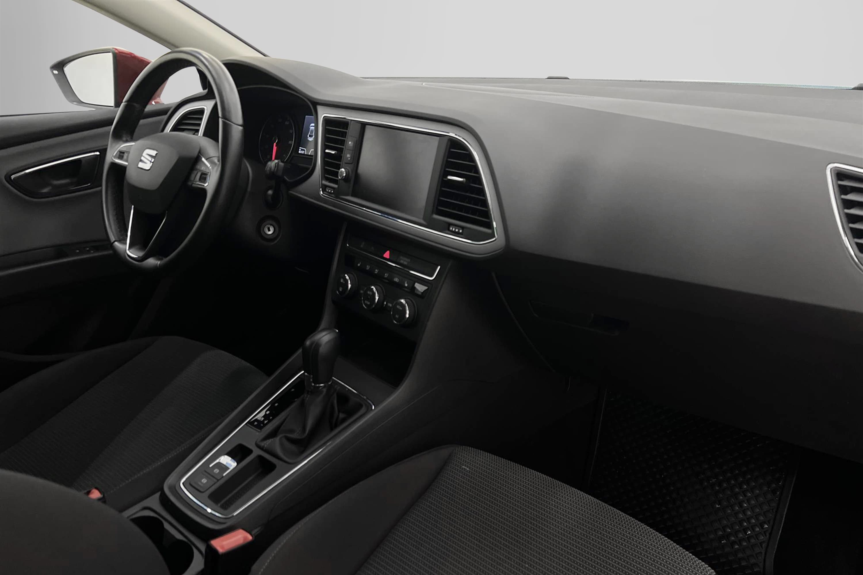 SEAT Leon 1.2 TSI 110hk Kamera Navi Drag Välservad 0,48l/mil