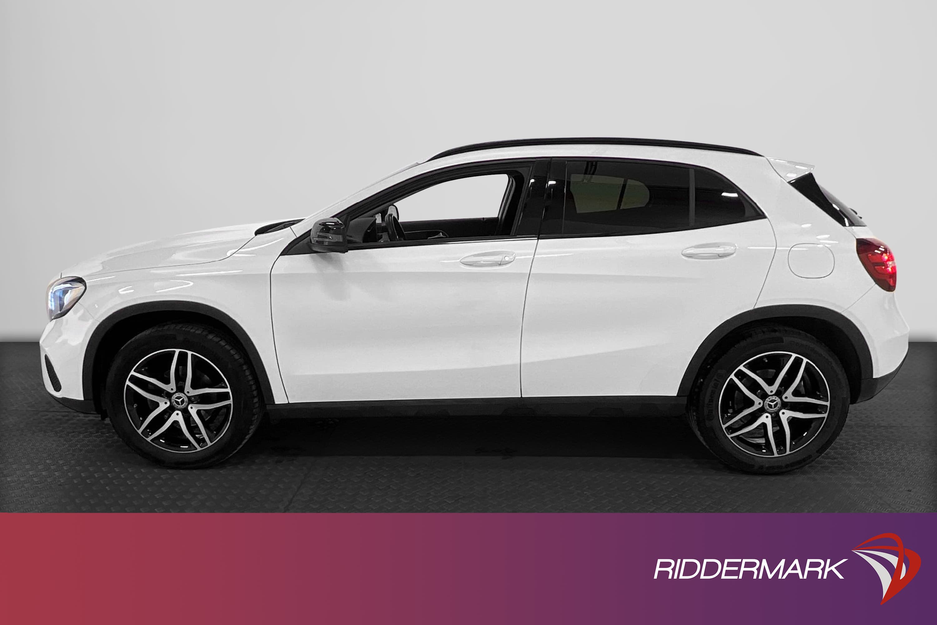 Mercedes-Benz GLA 200 156hk