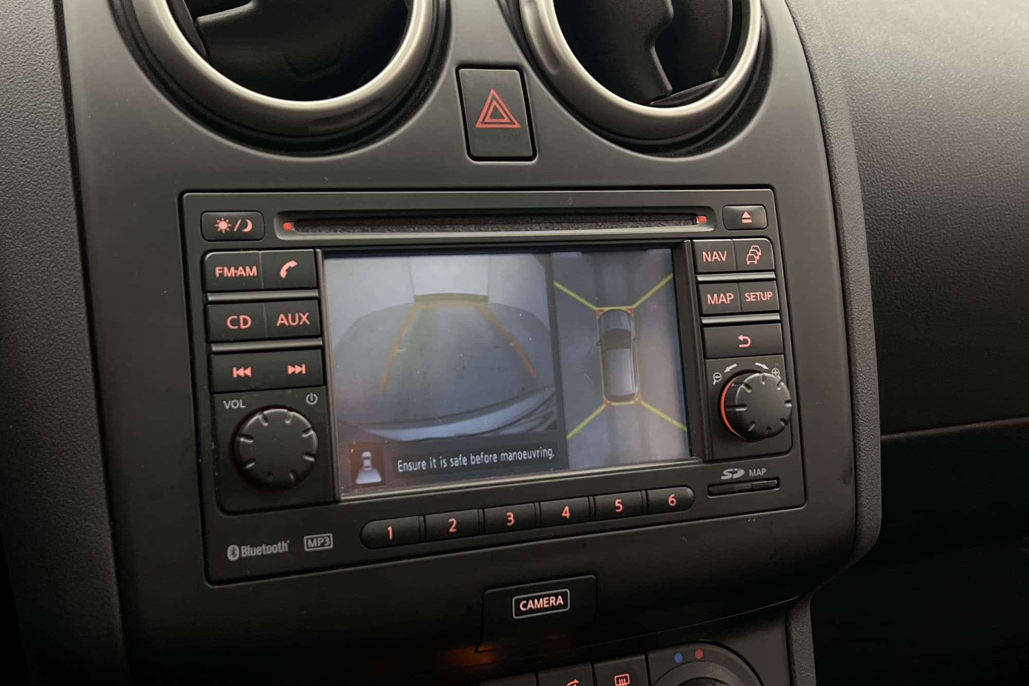 Nissan Qashqai dCi 130hk Panorama BOSE 360° Skinn Navigation