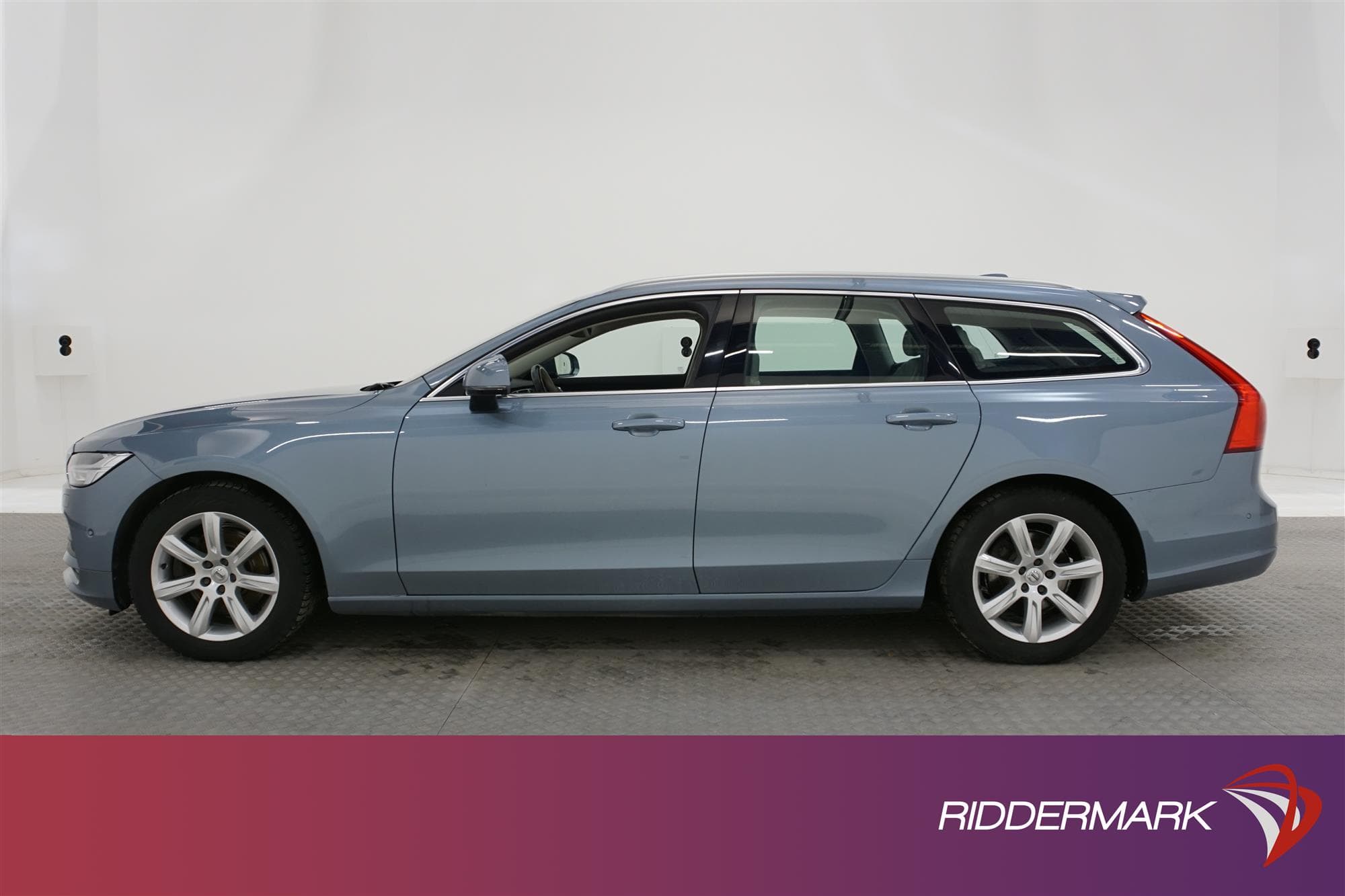 Volvo V90 D4 190hk