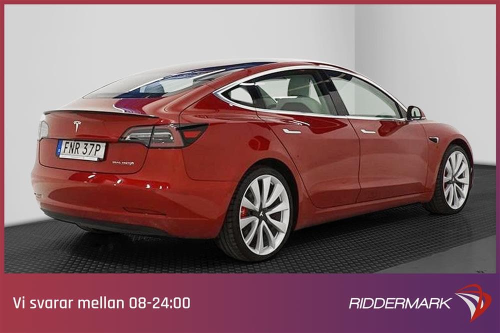 Tesla Model 3 Performance AWD 510hk Svensksåldexteriör