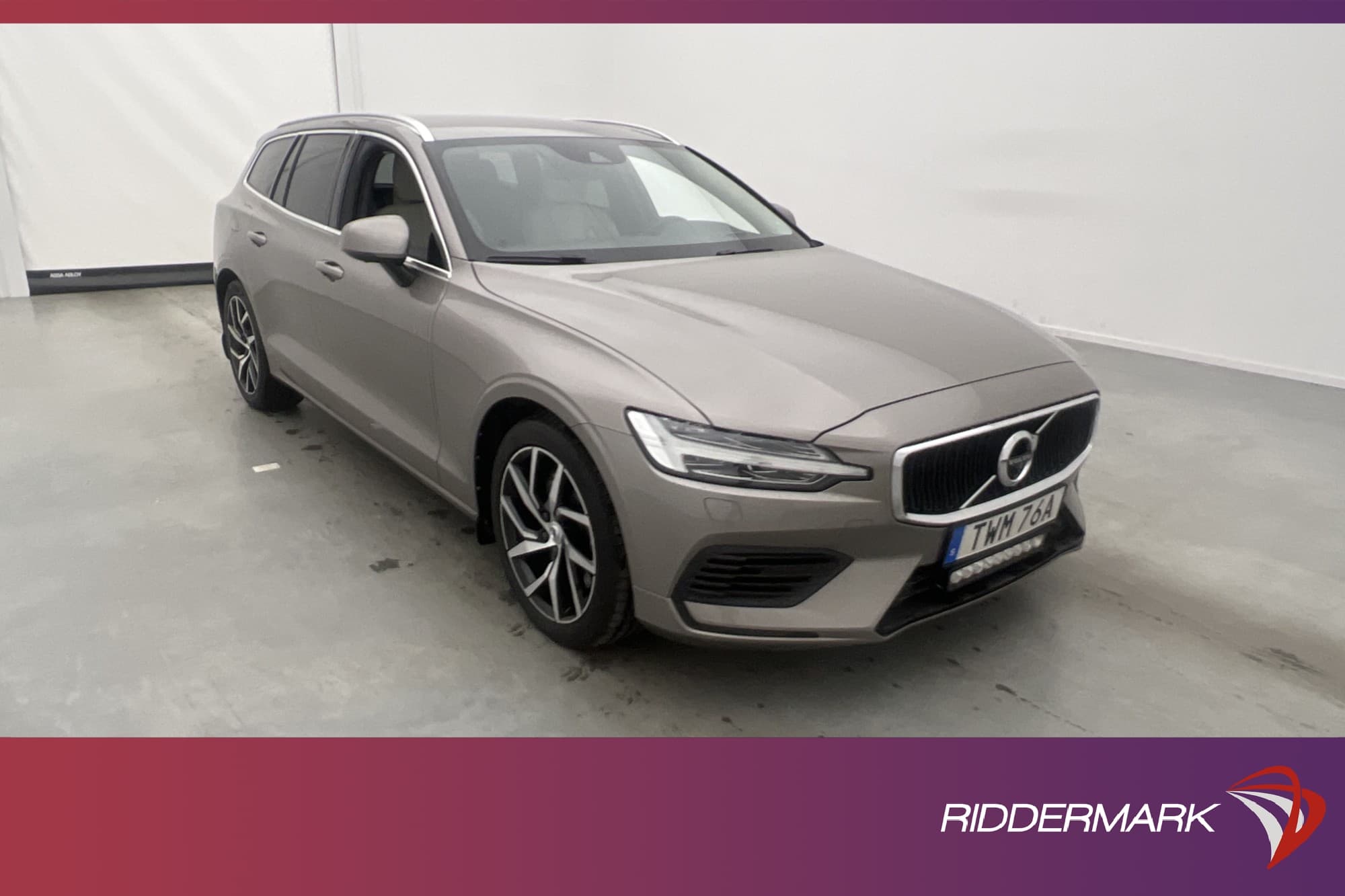 Volvo V60 Recharge T6
