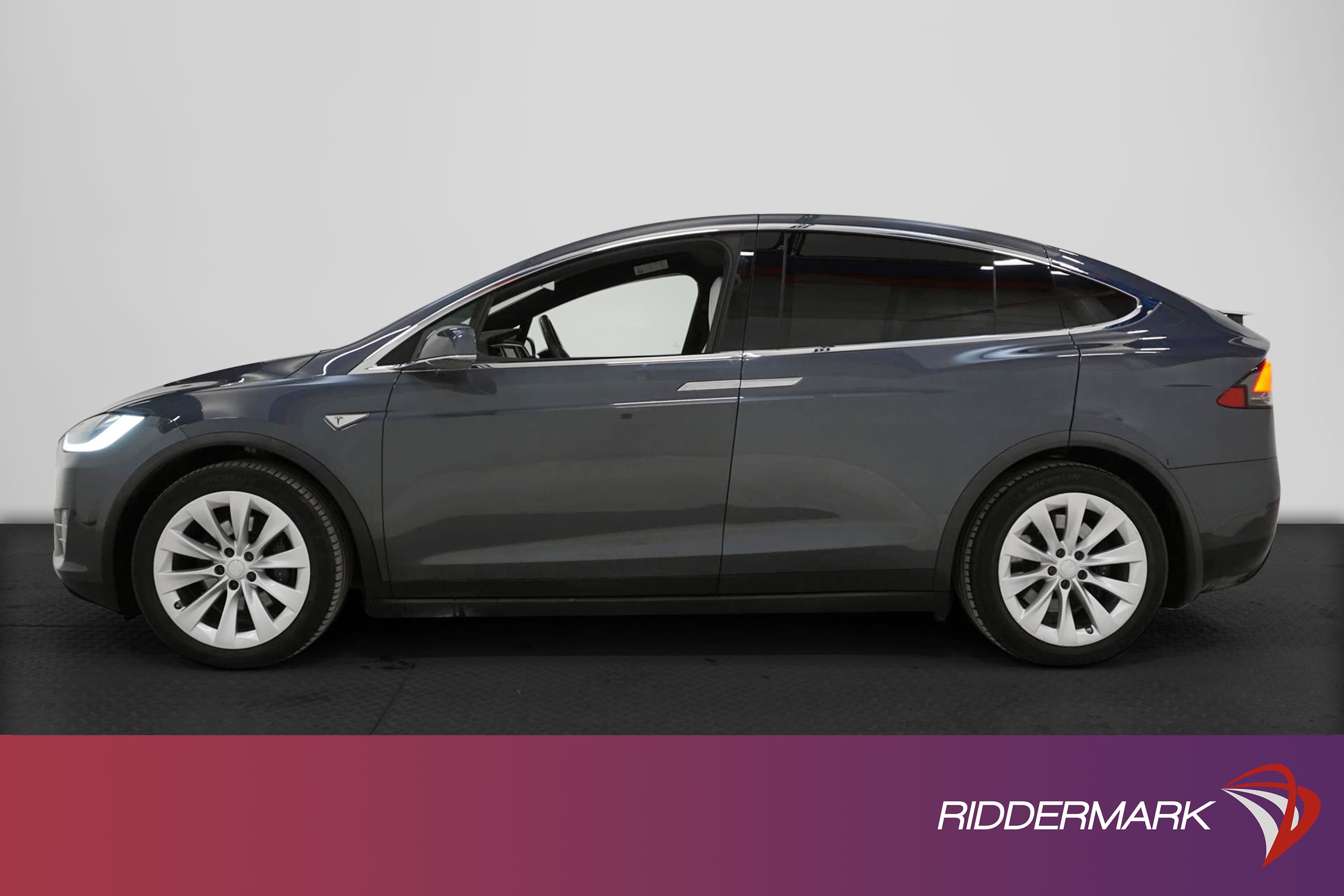 Tesla Model X 75D 333hk