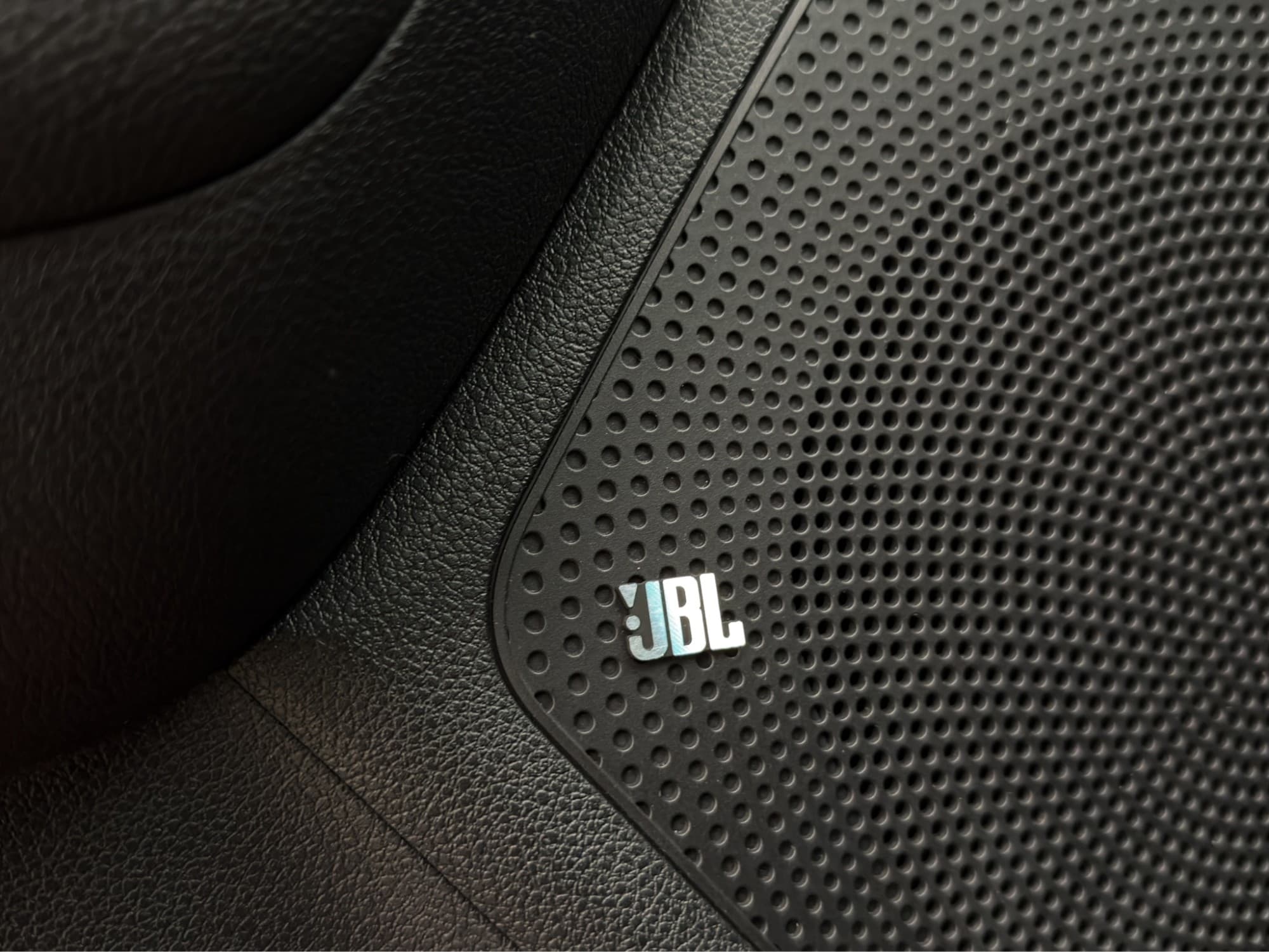 Kia E-Niro 64 kWh Advance Plus Tech Pano JBL Skinn Kamera