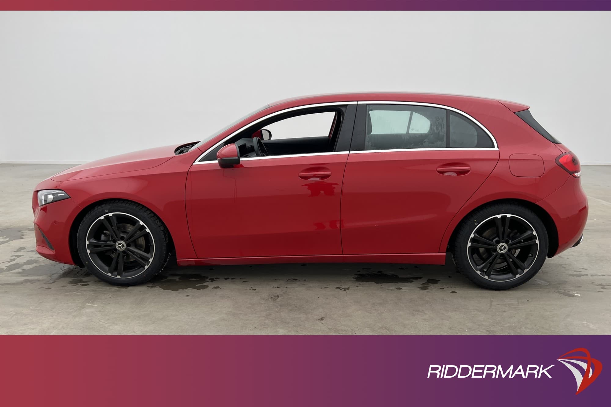 Mercedes-Benz A 180 7G-DCT 136hk