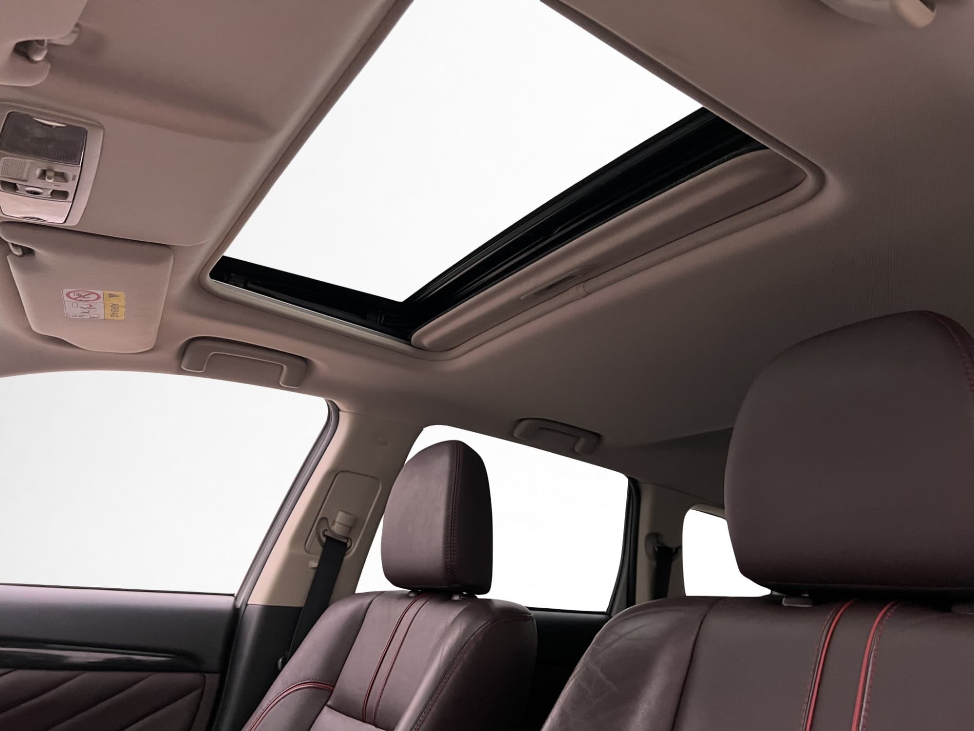 Mitsubishi Outlander PHEV 203hk Business Drag Taklucka 360