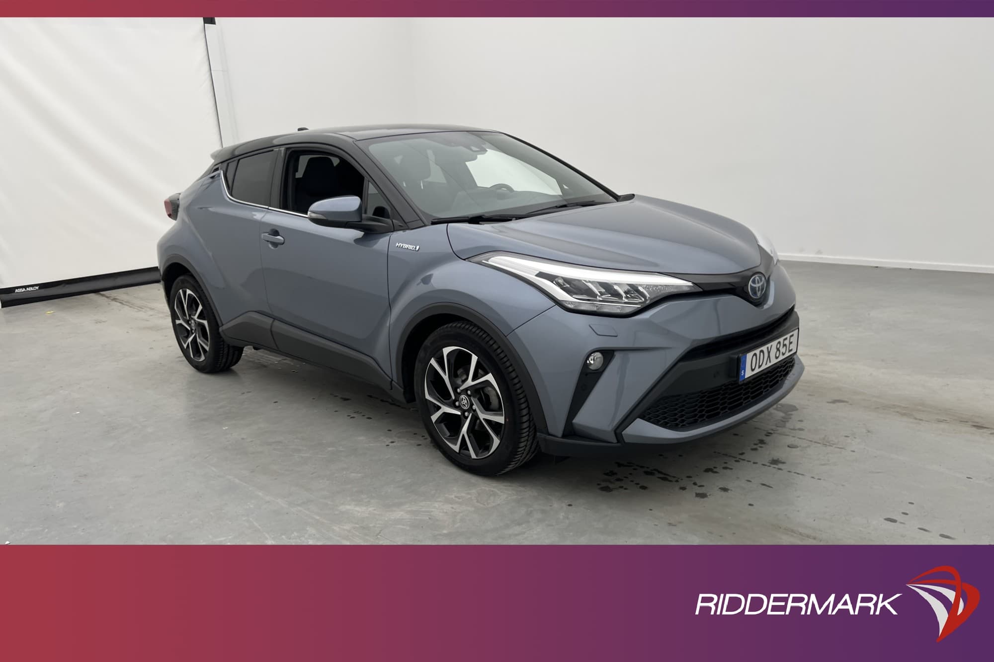 Toyota C-HR Hybrid 122hk
