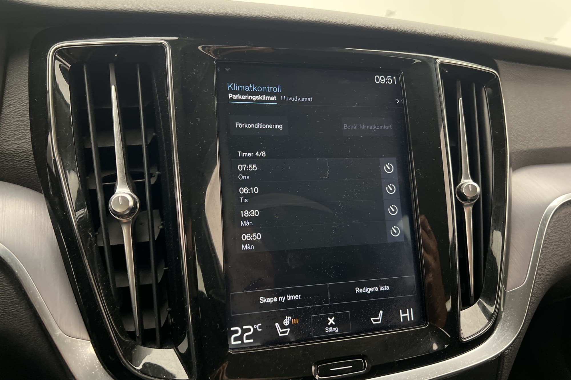 Volvo V60 D3 150hk Advanced VOC Värmare CarPlay Rattvärme