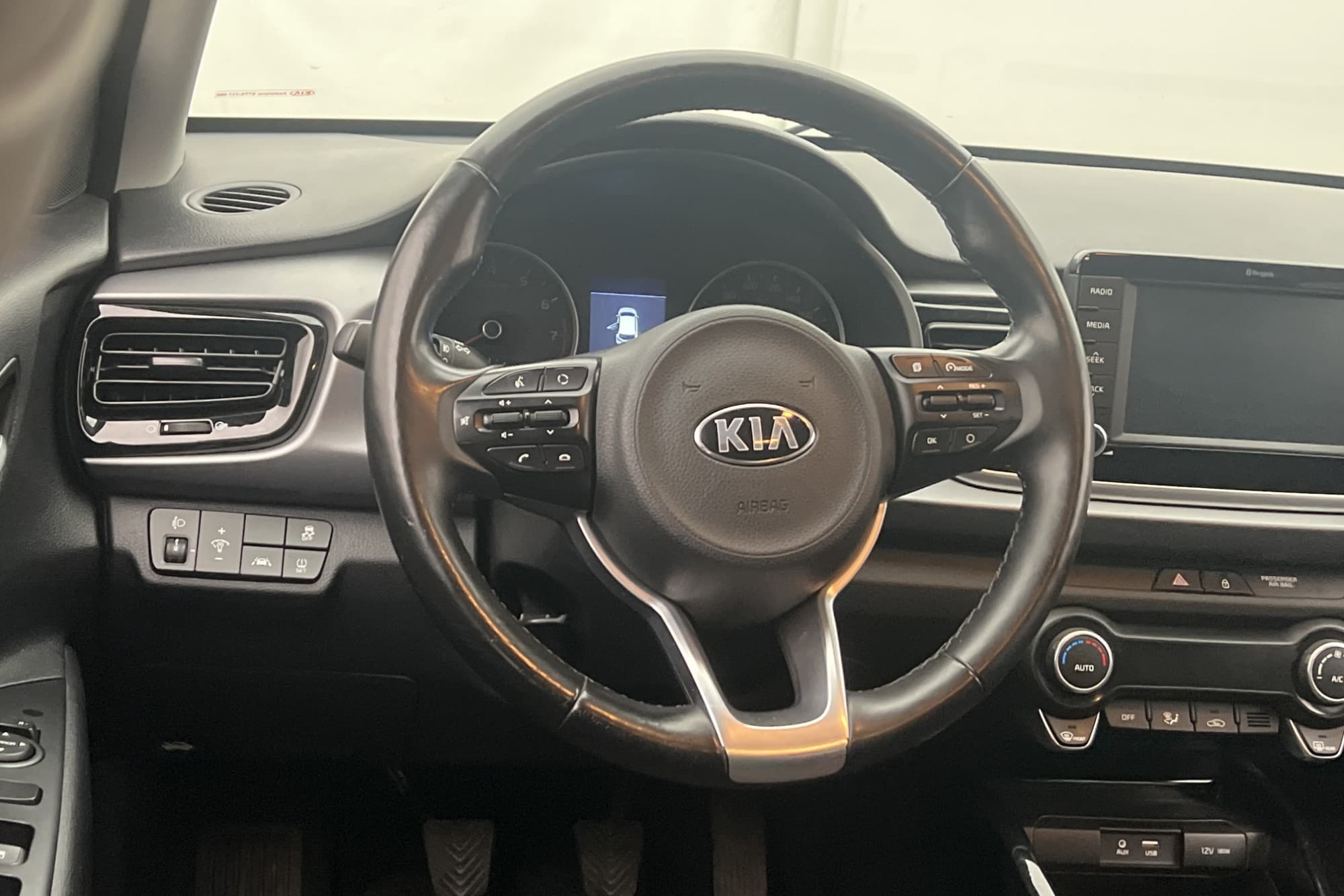 Kia Rio 1.2 CVVT 84hk Advance Kamera CarPlay Rattvärme