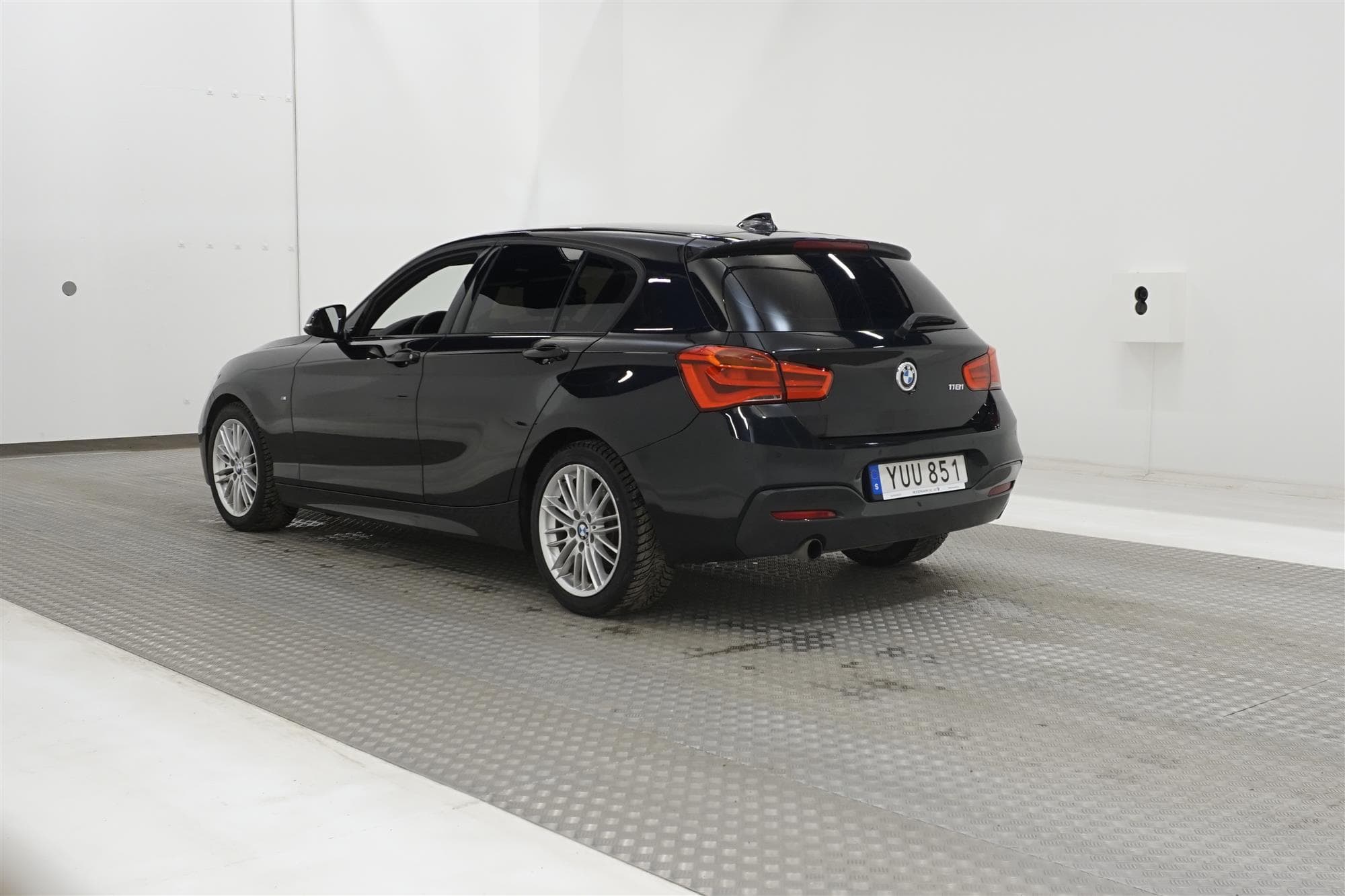 BMW 118i 136hk M Sport LED PDC Nyservad 0,53L/mil 