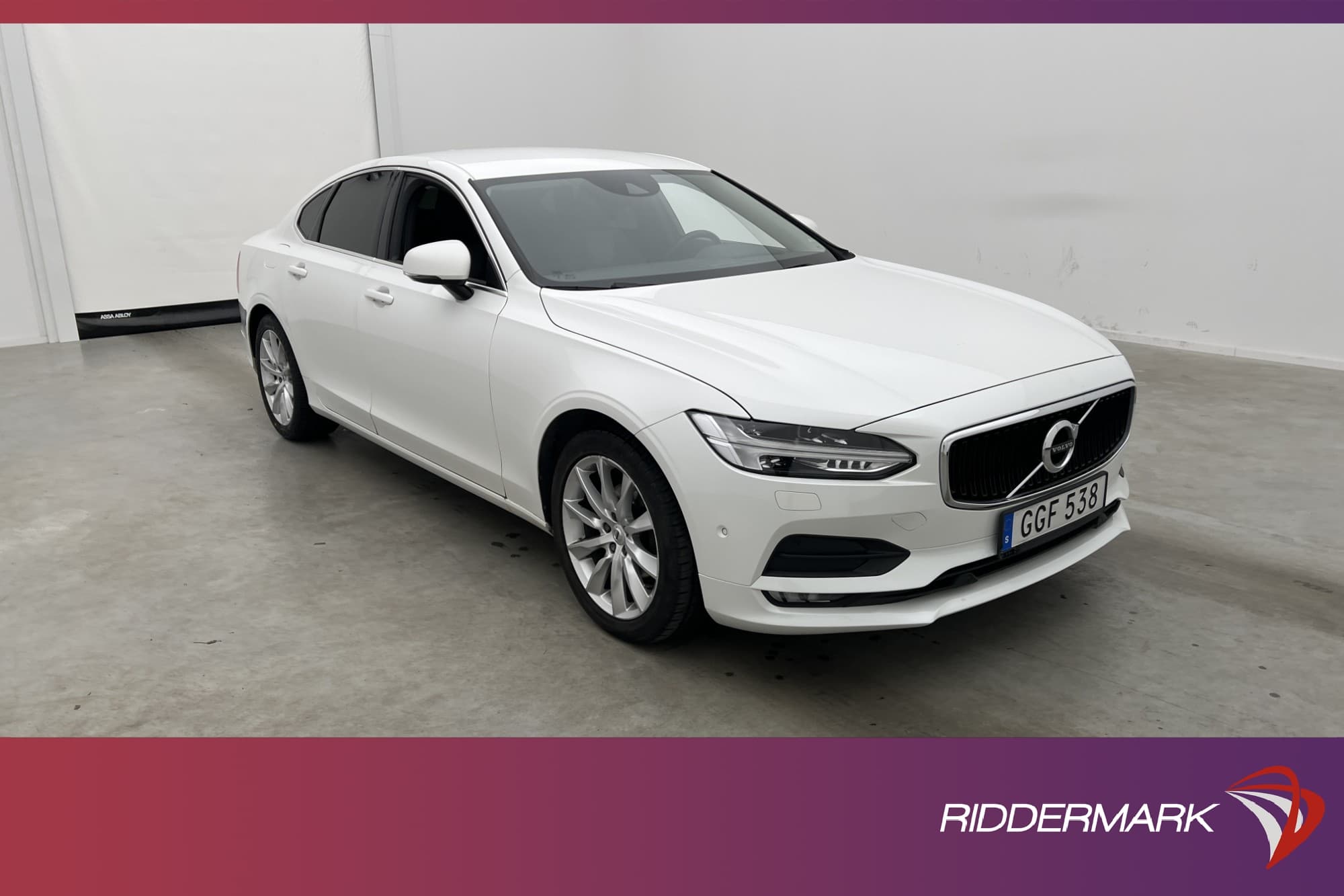 Volvo S90 D3