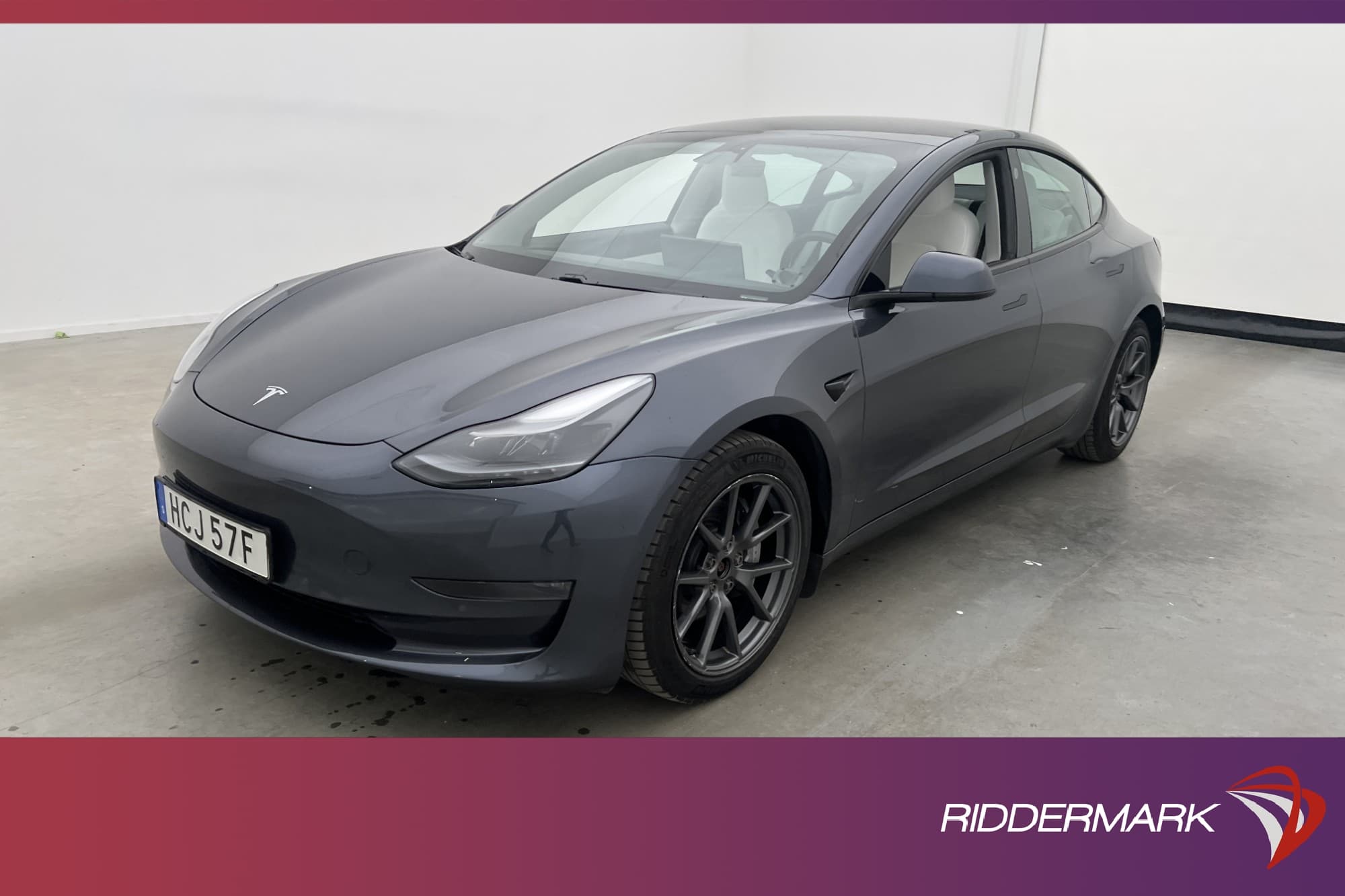 Tesla Model 3 Long Range AWD