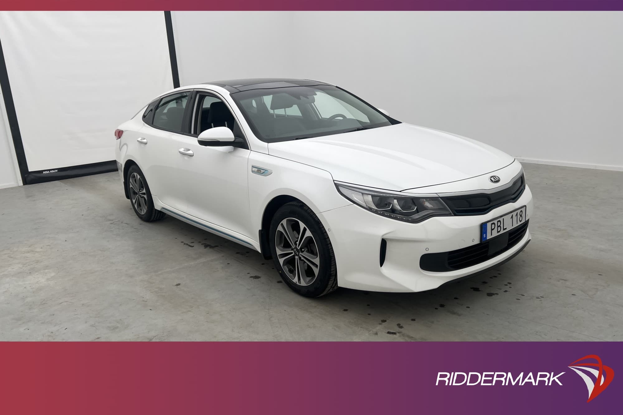 Kia Optima Plug-in 205hk
