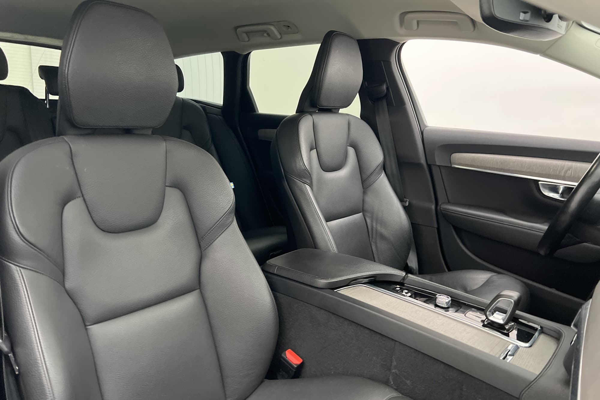 Volvo V90 Cross Country B4 AWD VOC Värmare Skinn Kamera MOMS