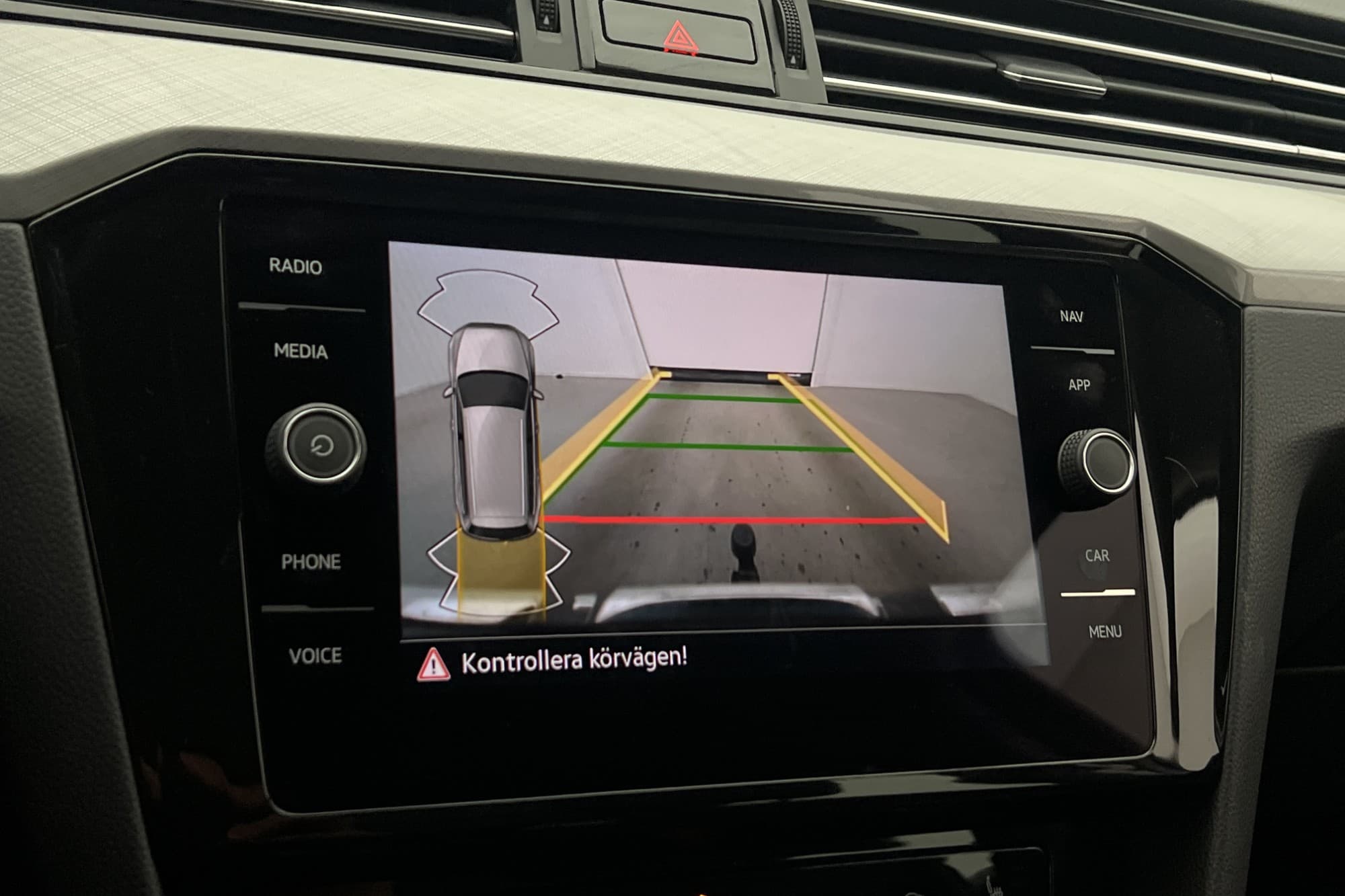 Volkswagen Passat GTE 218hk Kamera Dragkrok CarPlay MOMS