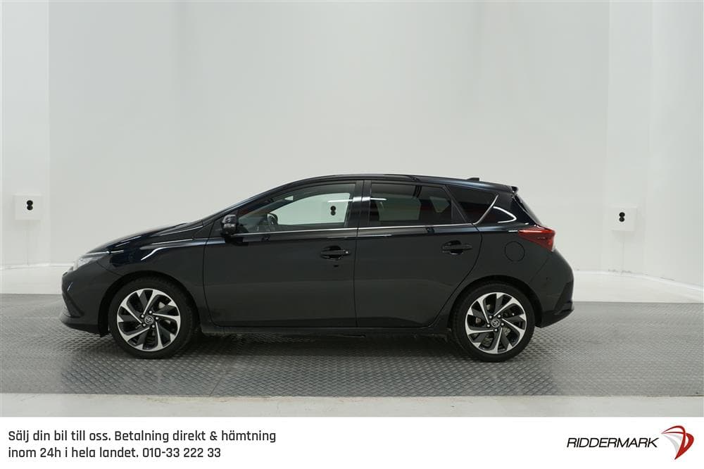 Toyota Auris 1.2T 116hk Drag