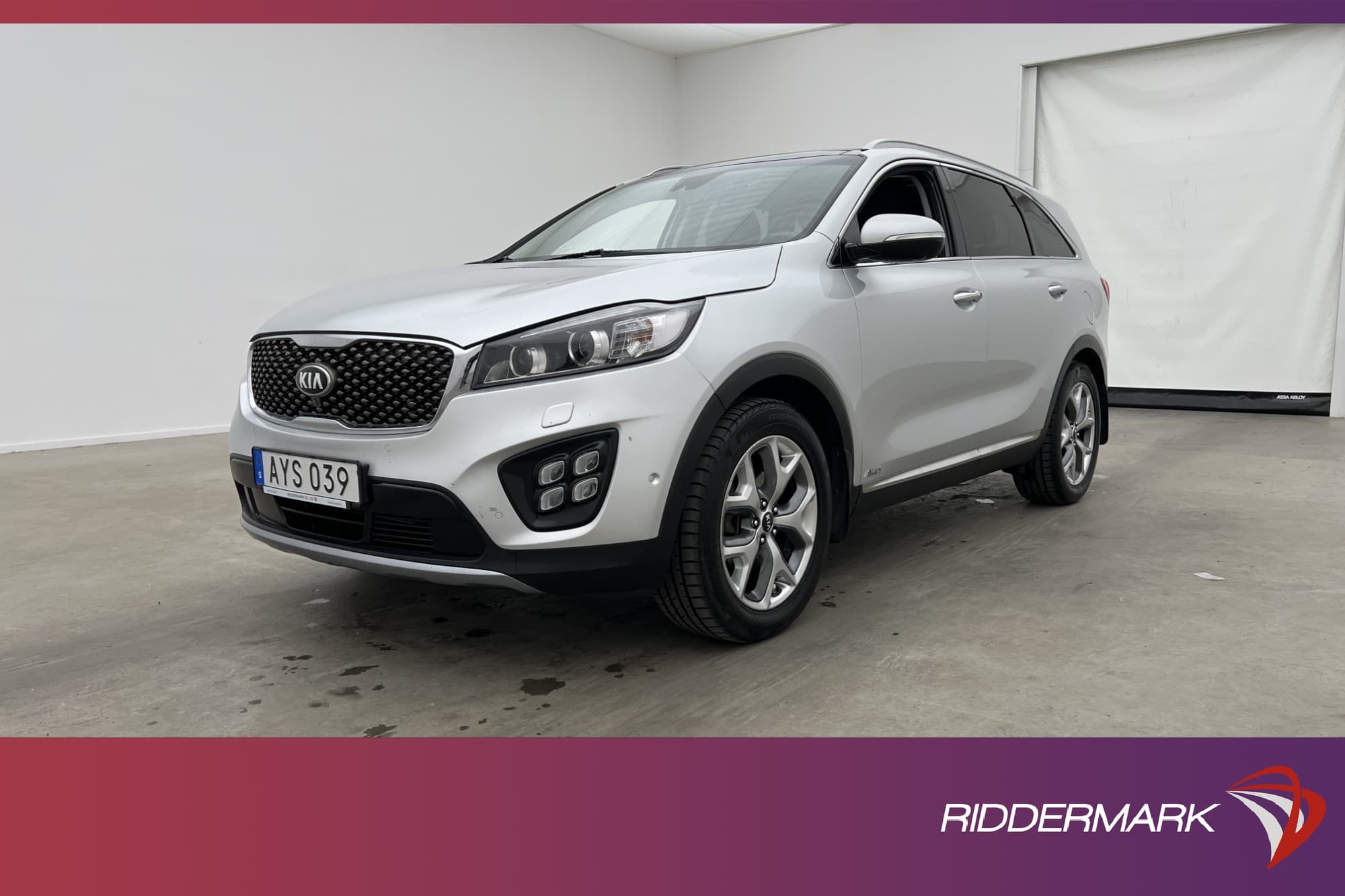 Kia Sorento CRDi AWD 200hk 7 Sit Panorama Skinn CarPlay Drag