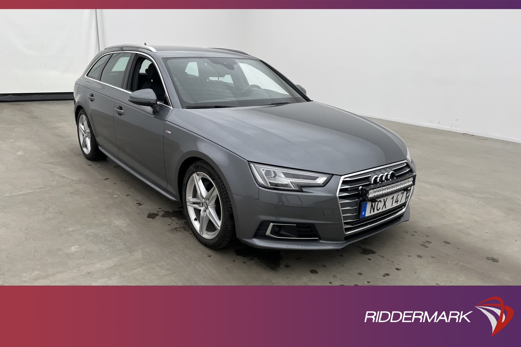 Audi A4 Avant TDI Q 190hk S-Line Värmare Navi Sensorer Drag