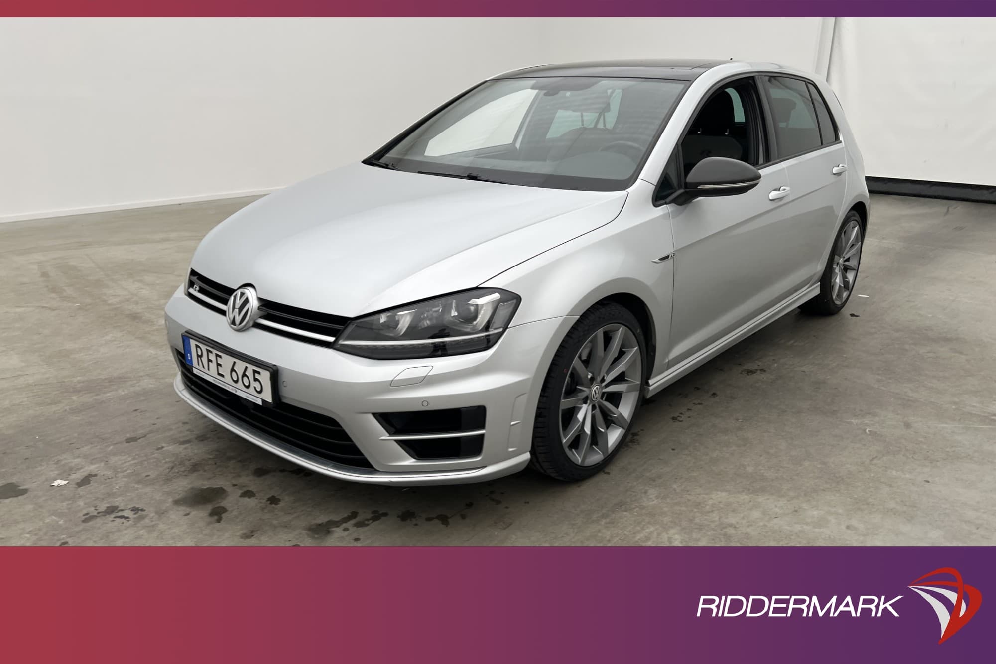 Volkswagen Golf R 4M 300hk