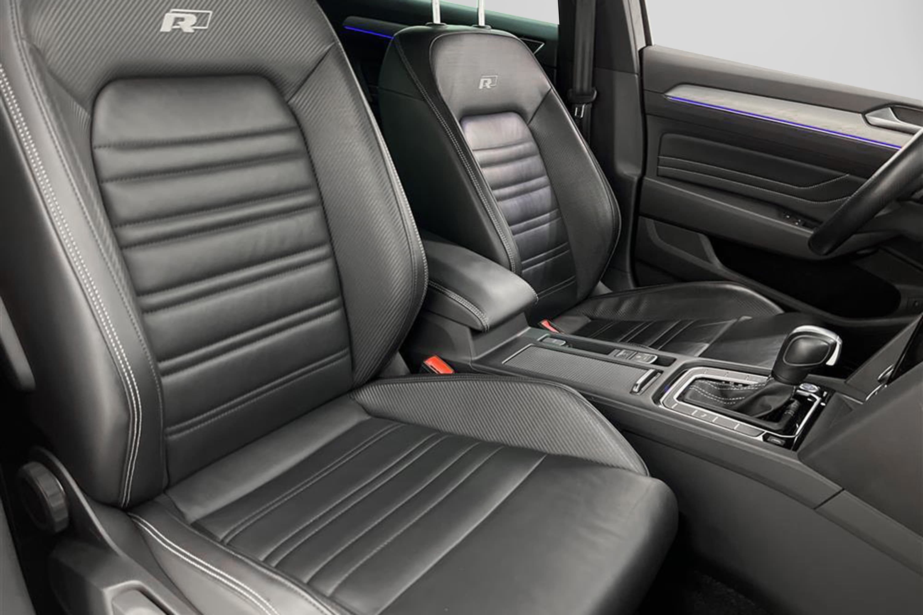 Volkswagen Passat 2.0 TDI 4M 190hk R Line D-Värm Cockpit 