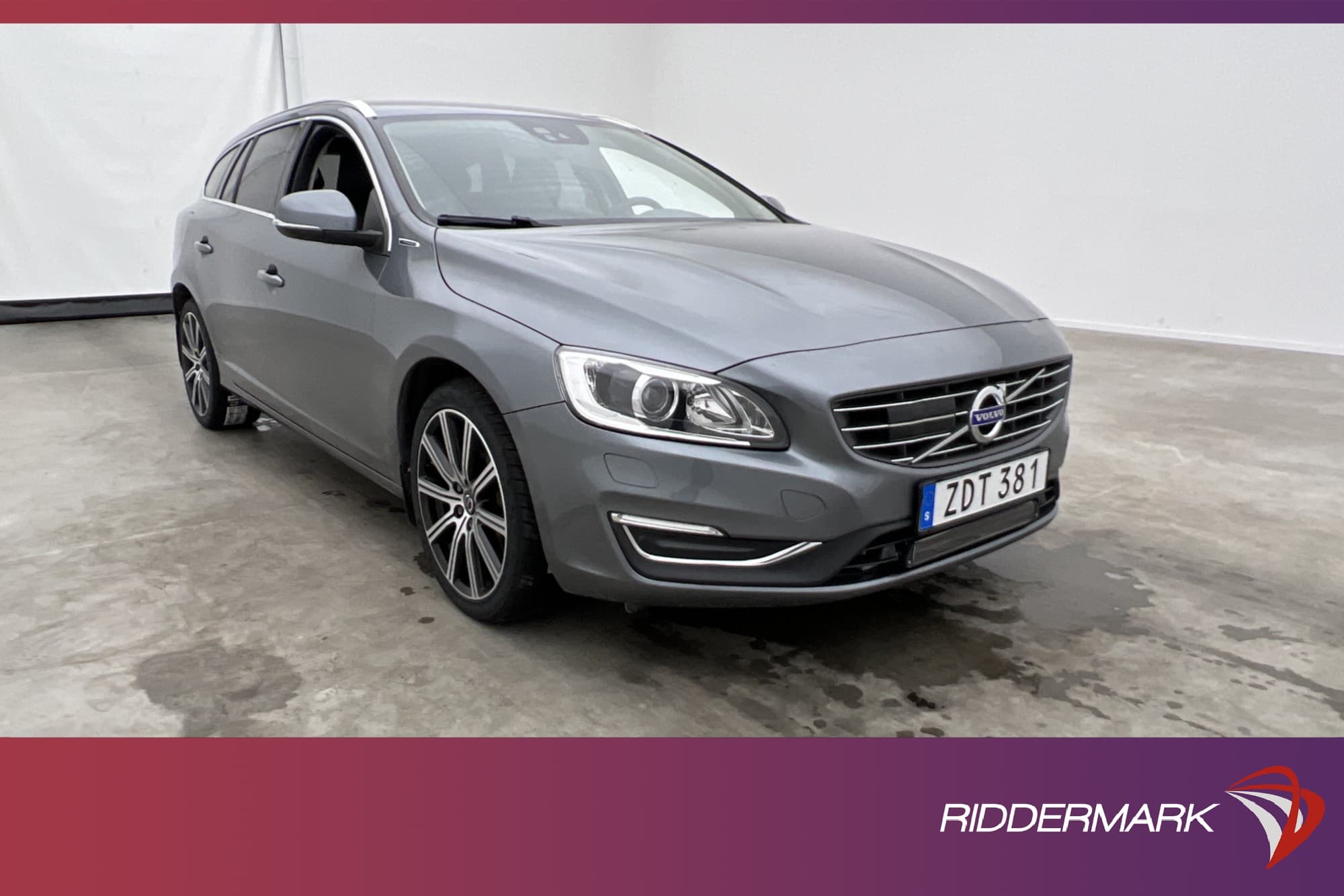 Volvo V60 D5 Plug-in AWD 231hk