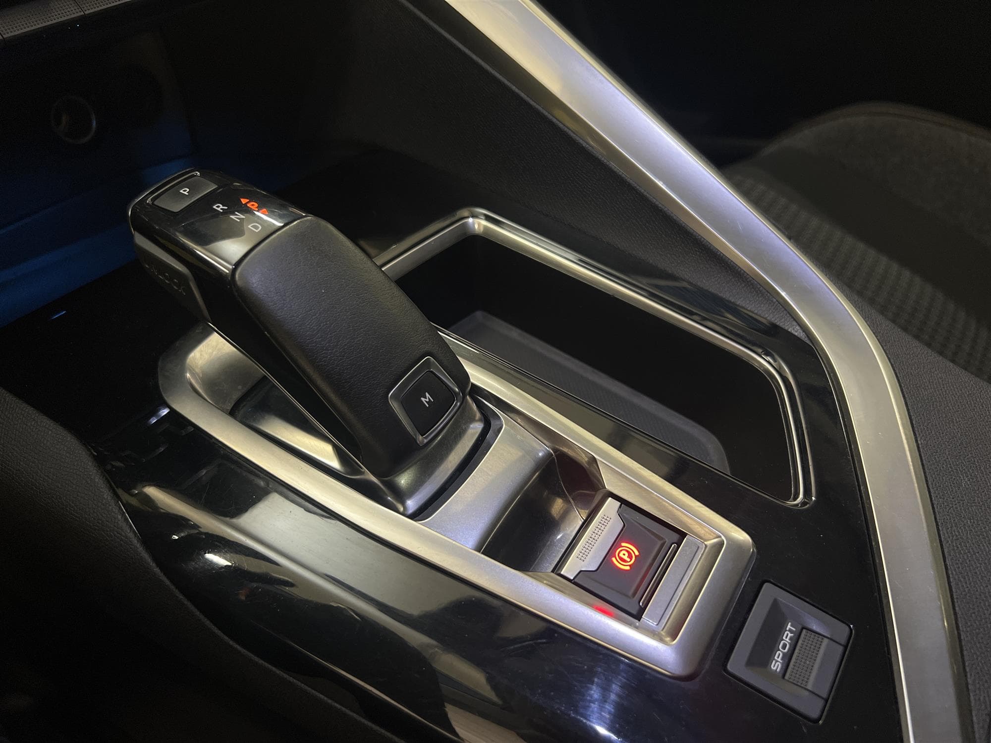 Peugeot 3008 1.6 120hk M&K-Värmare Drag i-Cockpit Ny Kamrem
