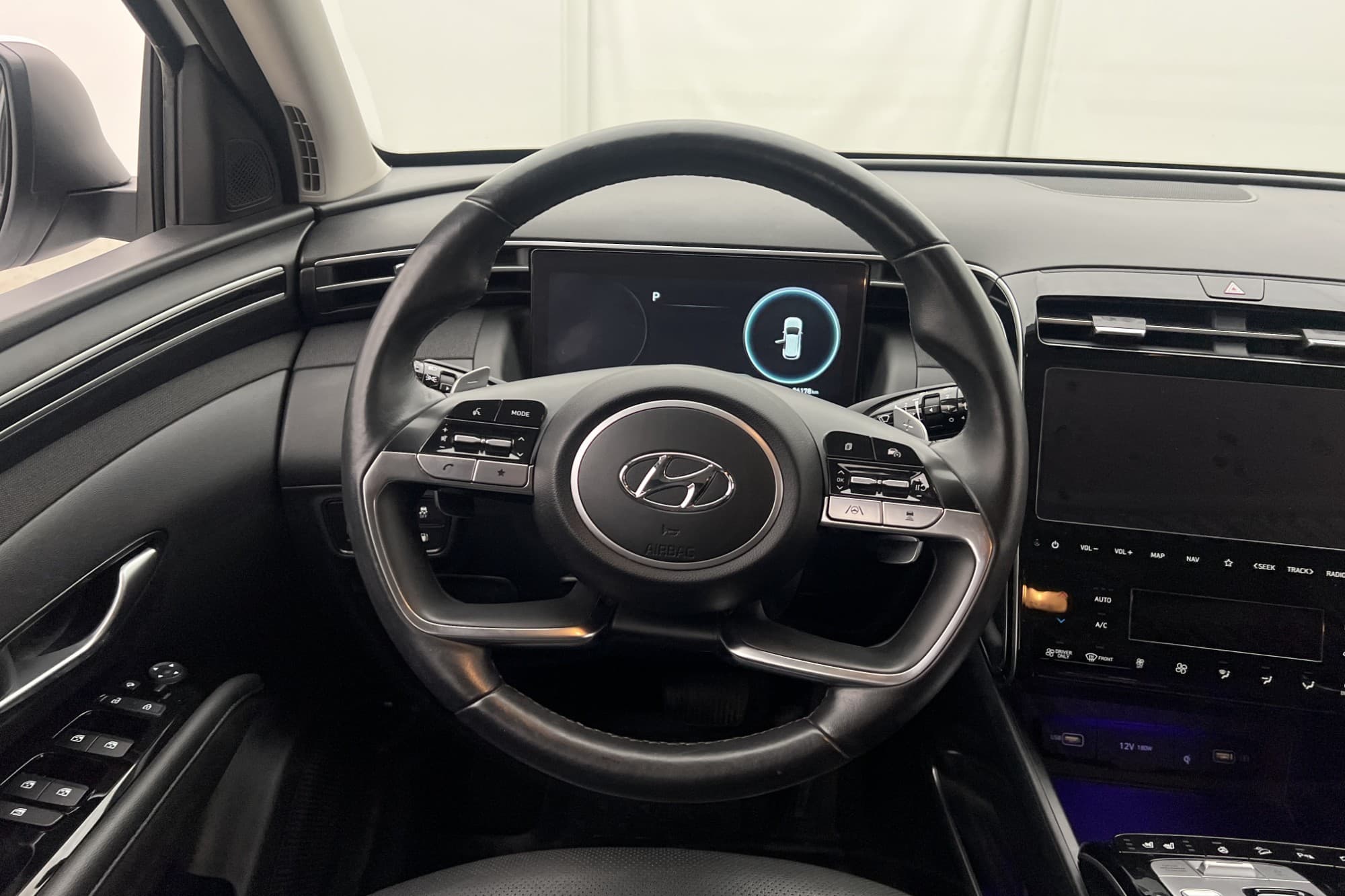 Hyundai Tucson PHEV AWD 265hk Advanced Krell Värmare Skinn