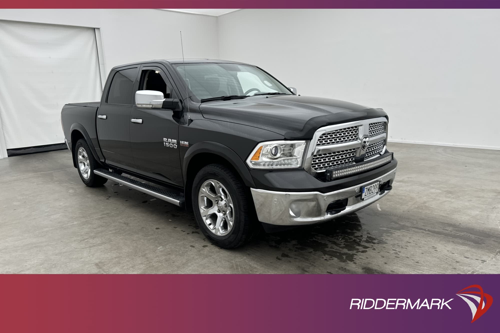 Dodge RAM Laramie 5.7 4x4
