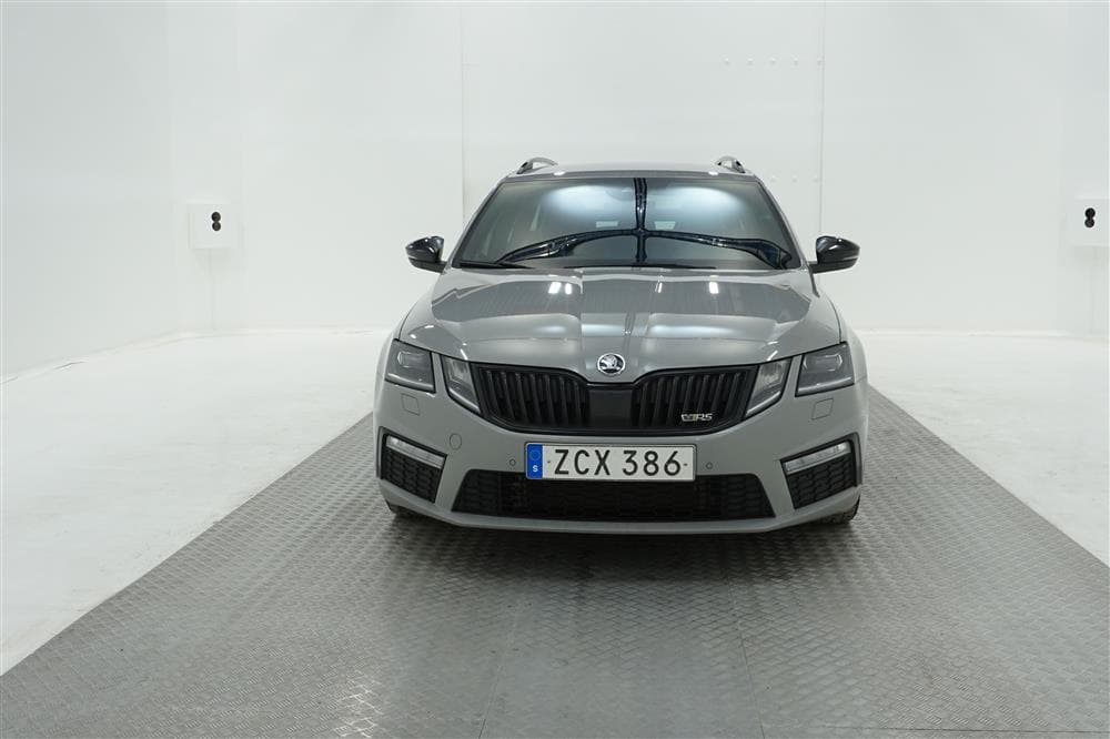 Skoda Octavia III 2.0 TDI RS Combi 4x4 184hk