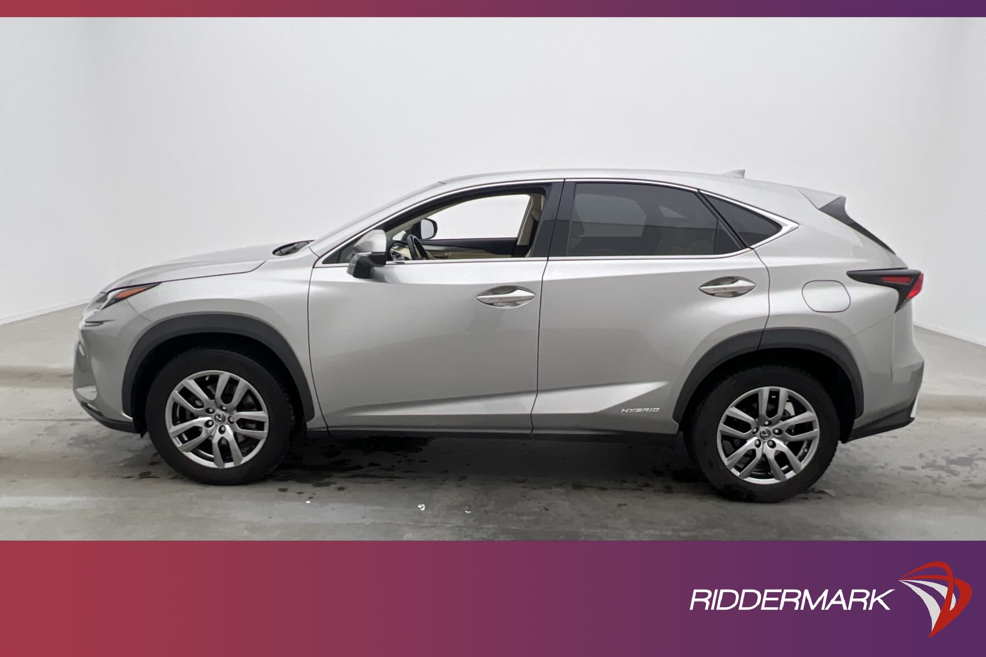 Lexus NX 300h AWD 2.5 AWD 197hk
