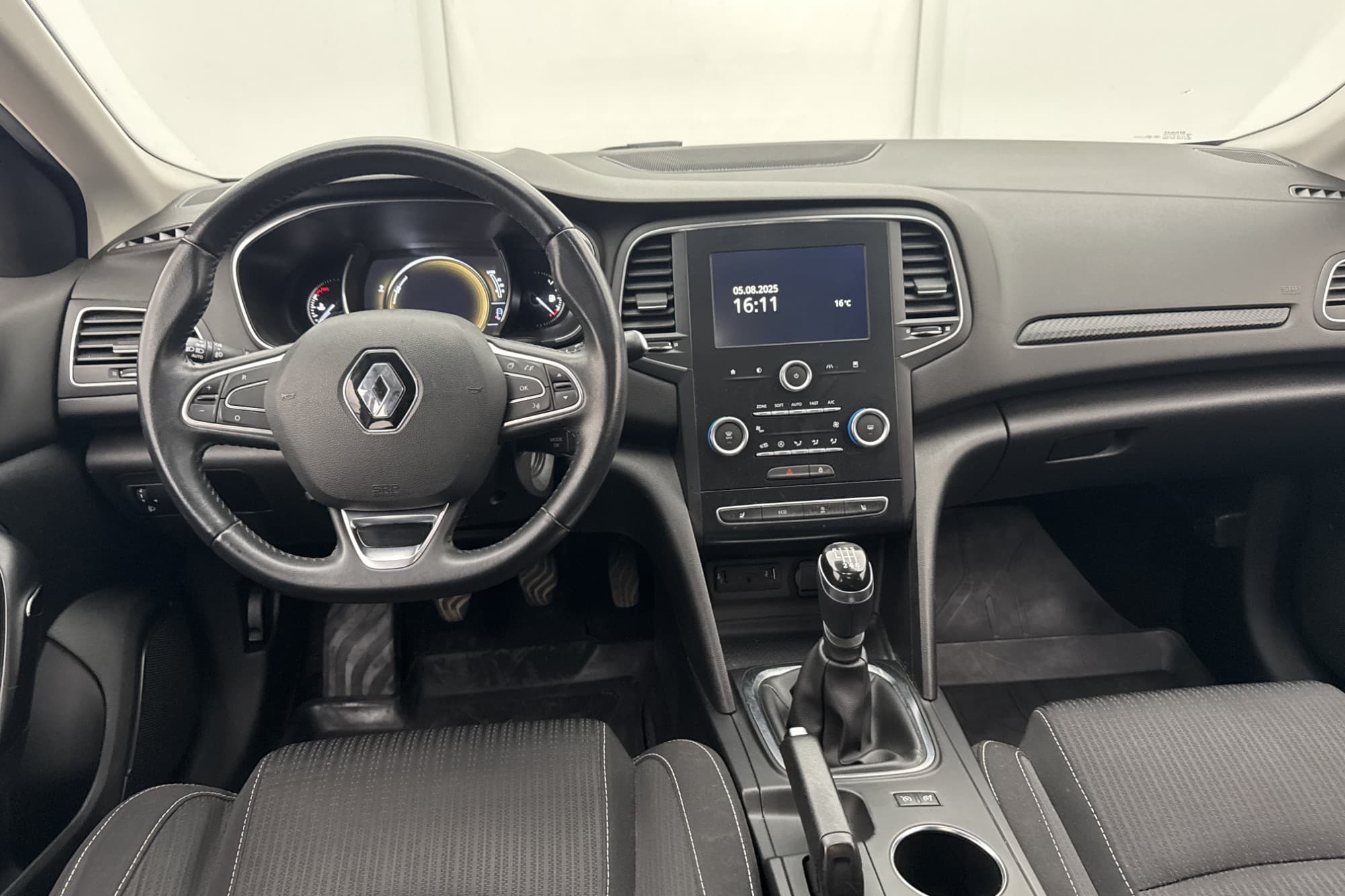 Renault Mégane ST 110hk Energy M-Värmare Navi P-Sensorer