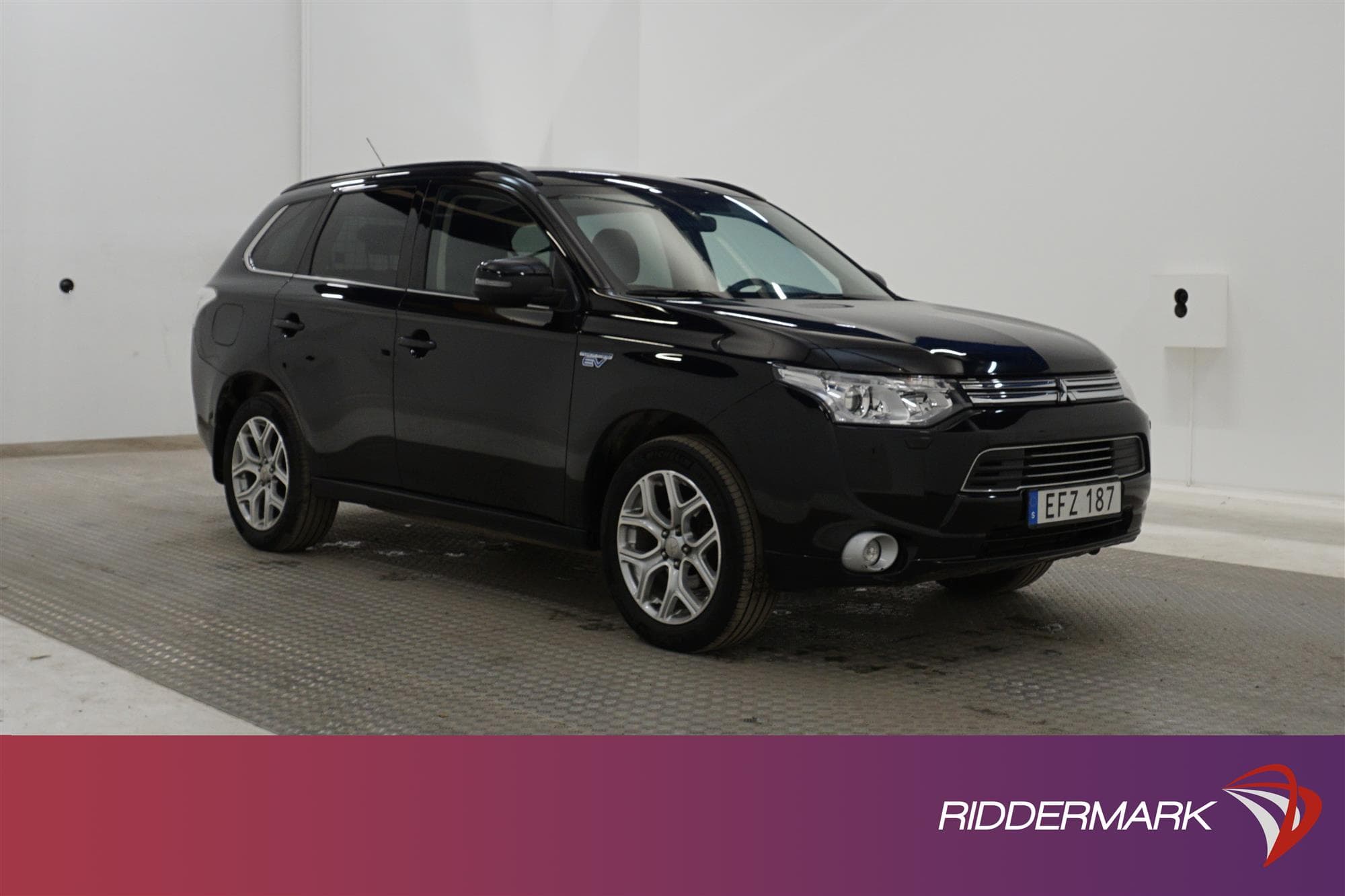 Mitsubishi Outlander PHEV 4WD 203hk