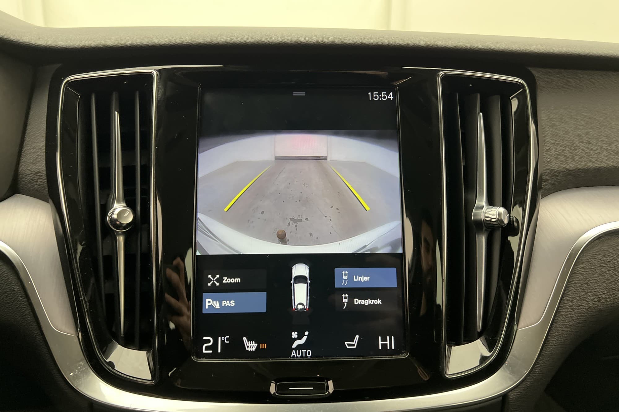 Volvo V60 D4 AWD Momentum VOC Värmare Kamera Dragkrok