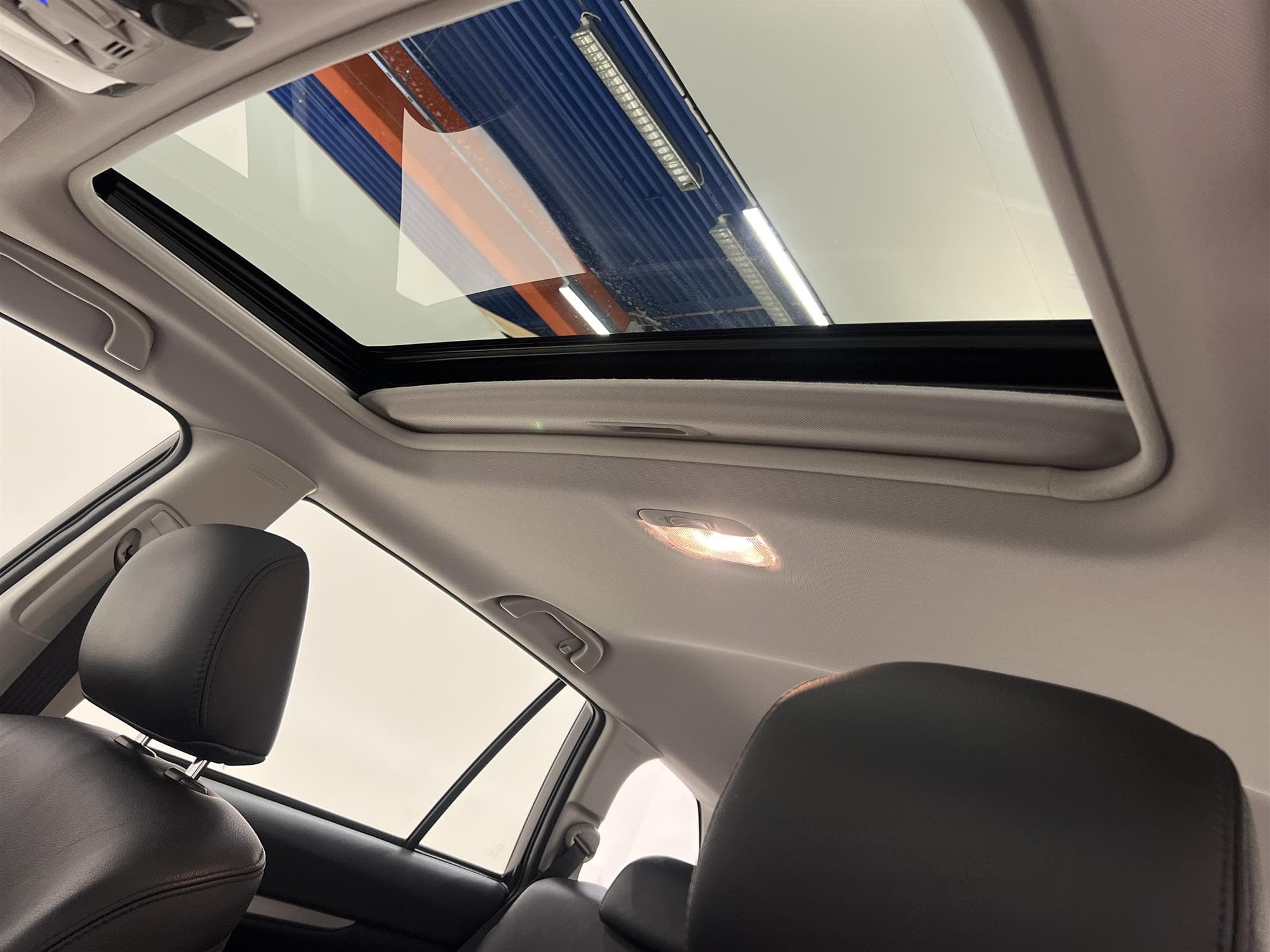 Subaru Outback 2.0 150hk 4WD Skinn Taklucka B-Kamera Navi