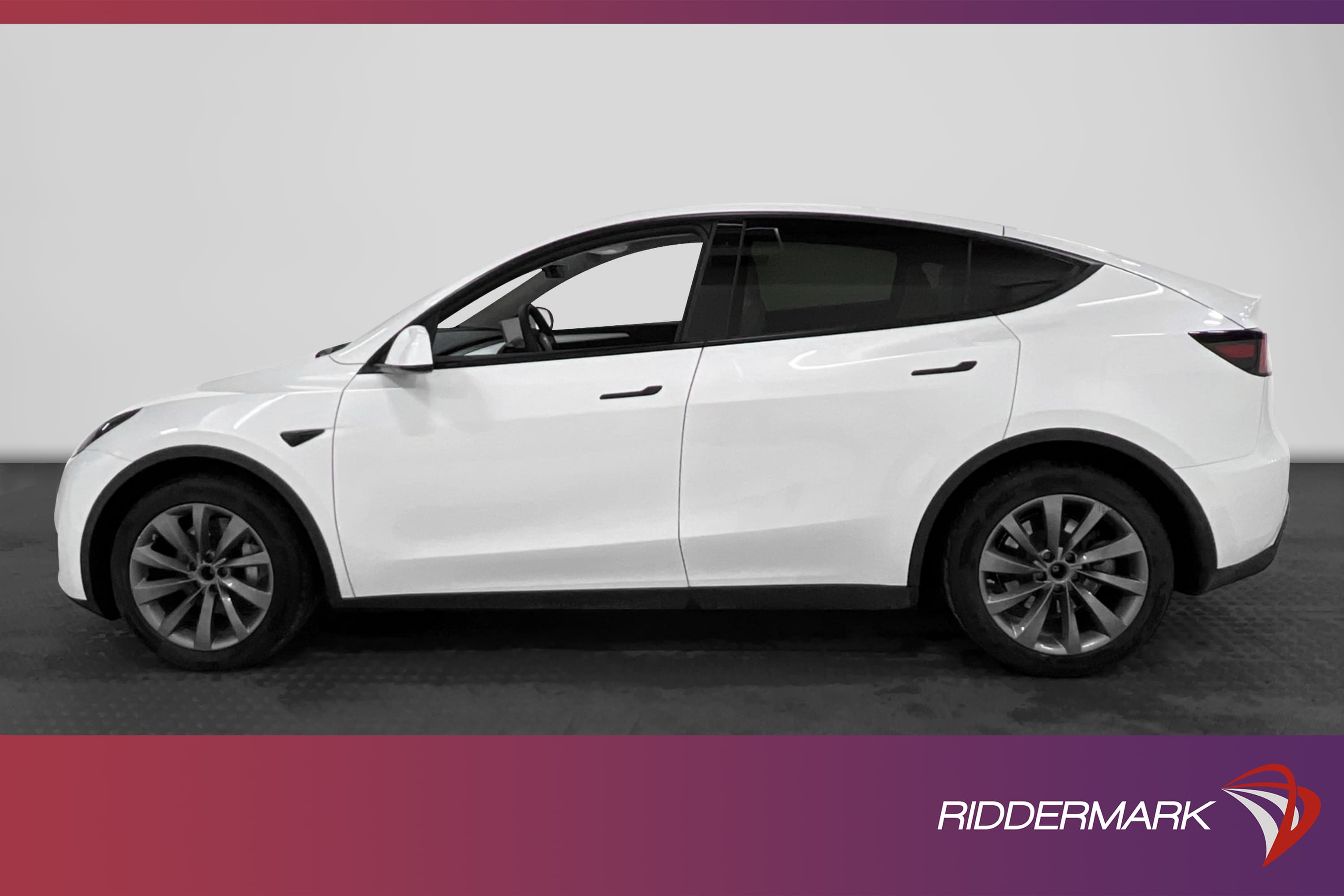 Tesla Model Y Long Range AWD 345hk
