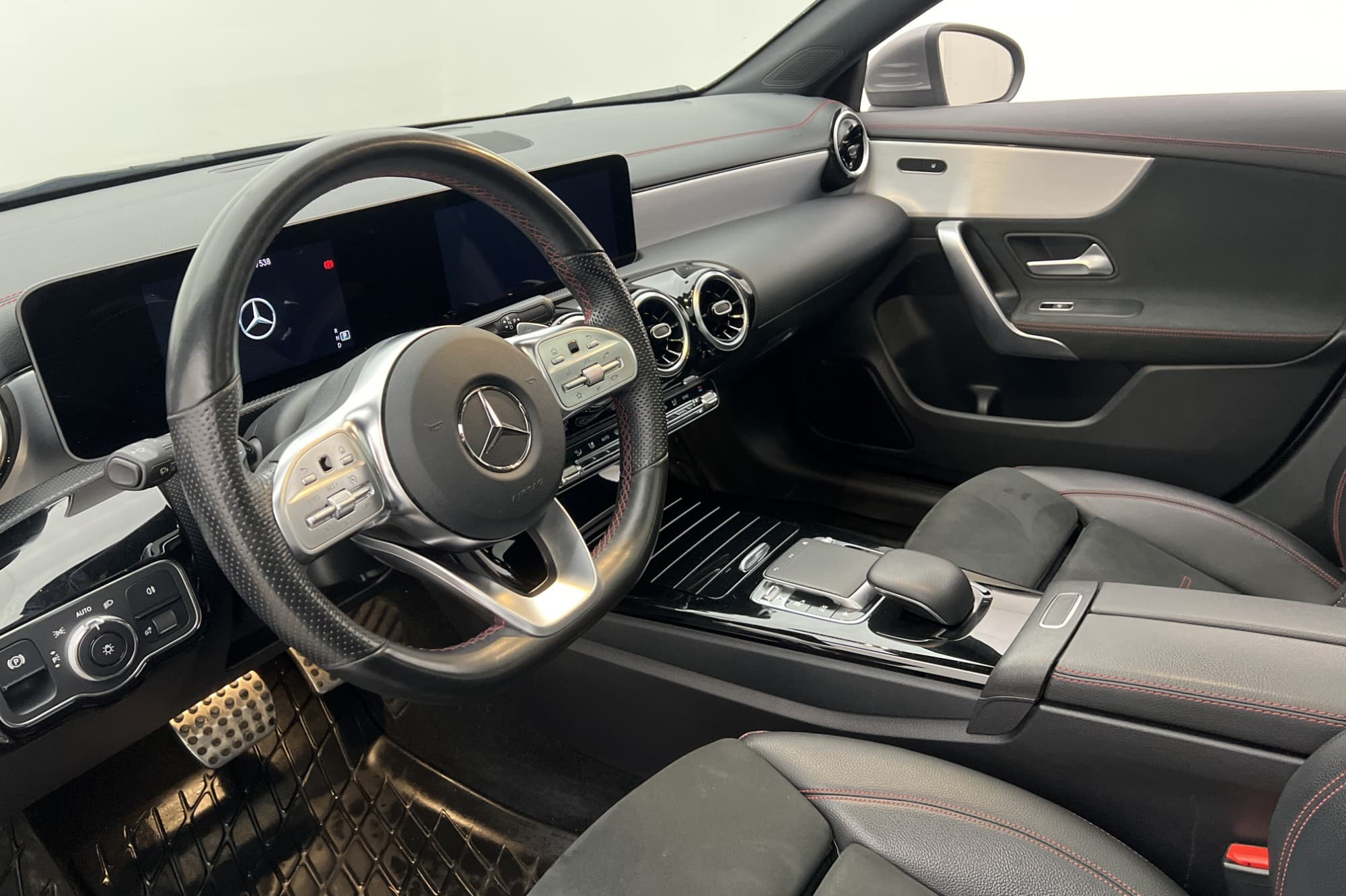Mercedes-Benz CLA 180 Coupé AMG Pano Wide-Navi Kamera