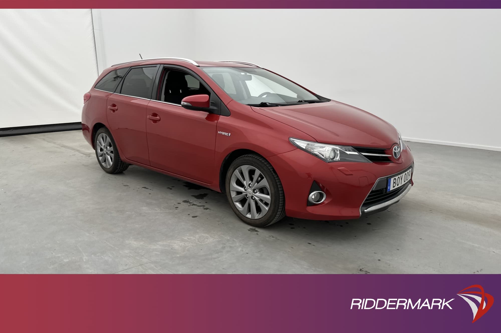 Toyota Auris Touring Sports Hybrid 136hk