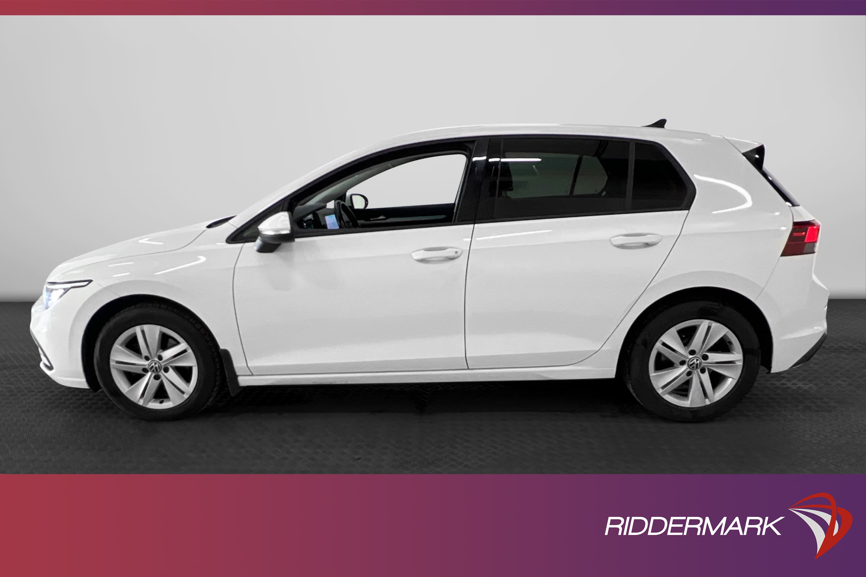 Volkswagen Golf 1.0 eTSI 110hk
